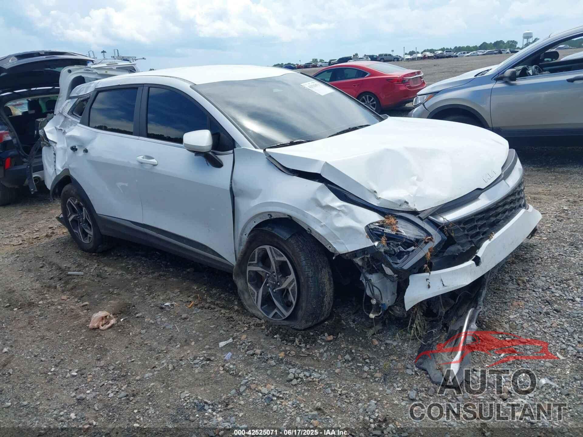 KIA SPORTAGE 2023 - KNDPU3AF1P7107924