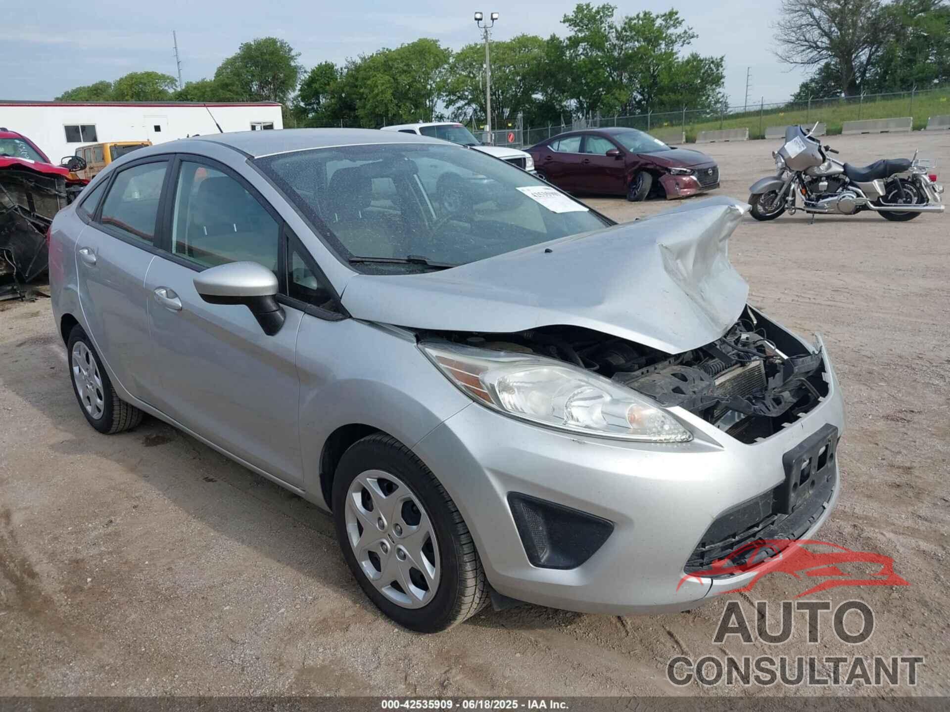 FORD FIESTA 2013 - 3FADP4AJ9DM177022