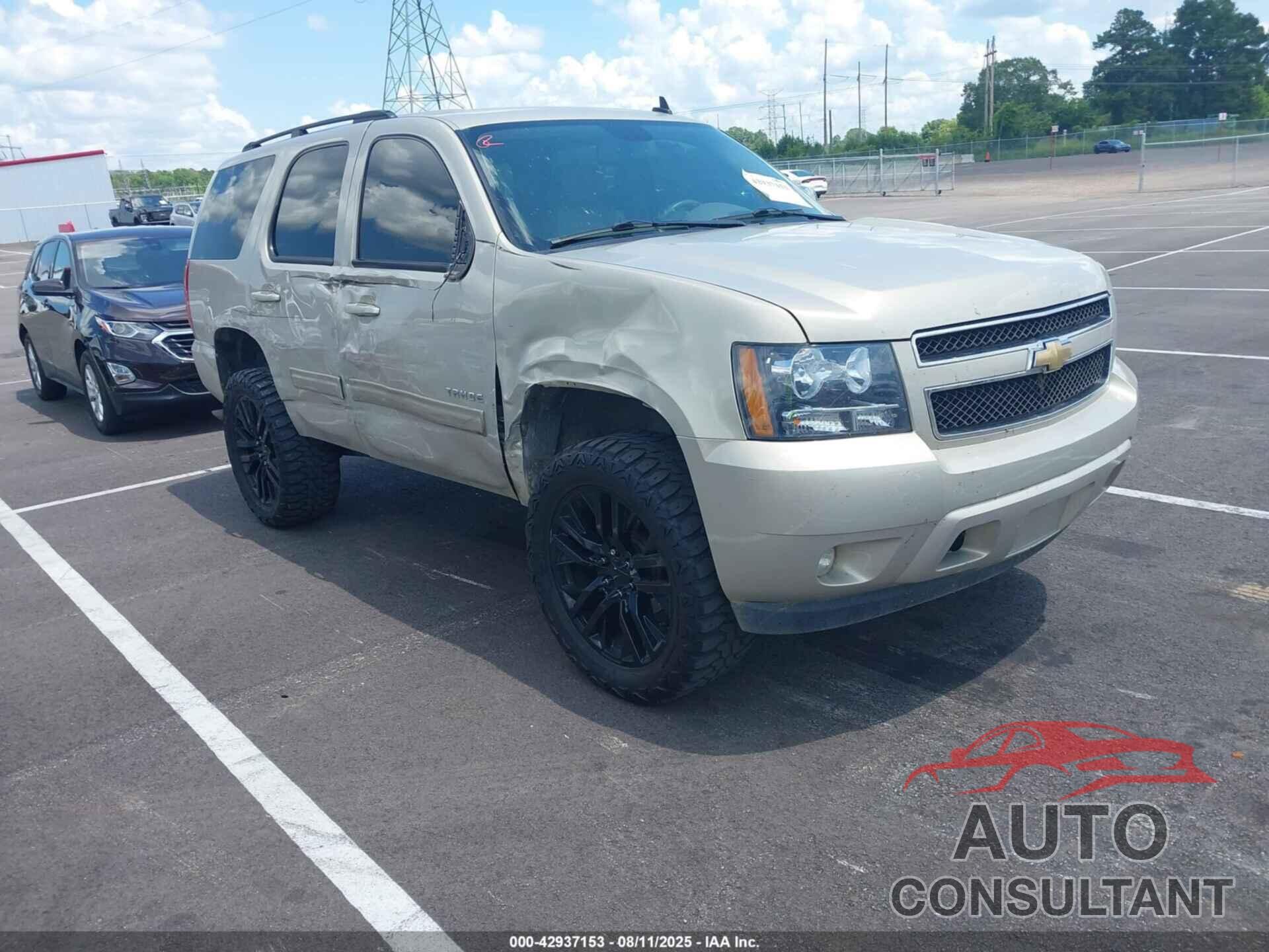 CHEVROLET TAHOE 2011 - 1GNSCAE0XBR317241