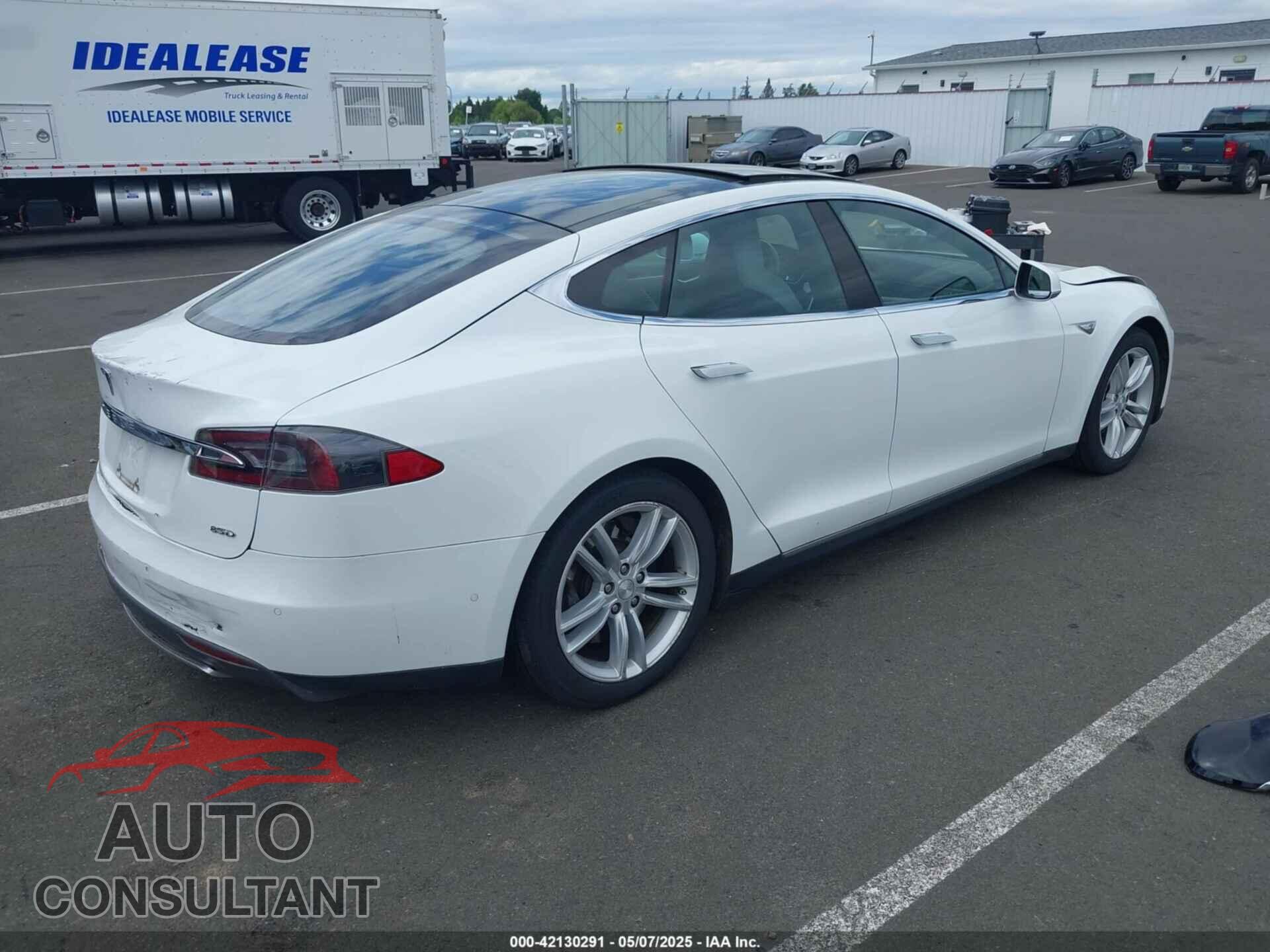 TESLA MODEL S 2016 - 5YJSA1E21GF121962