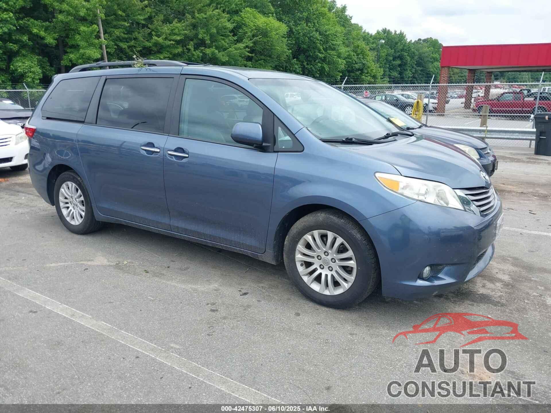 TOYOTA SIENNA 2015 - 5TDYK3DC3FS676919