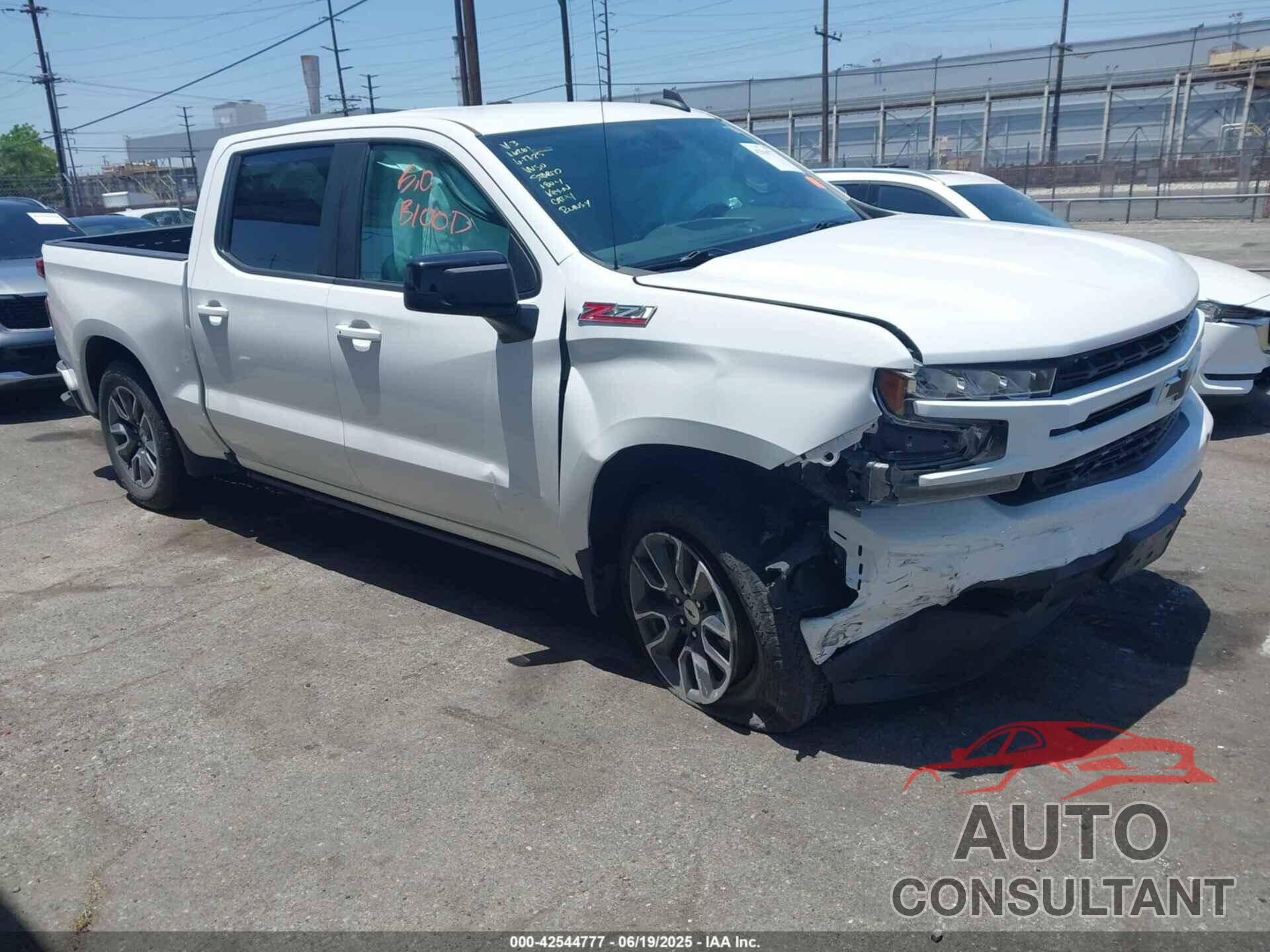 CHEVROLET SILVERADO 1500 2021 - 3GCUYEED1MG358762