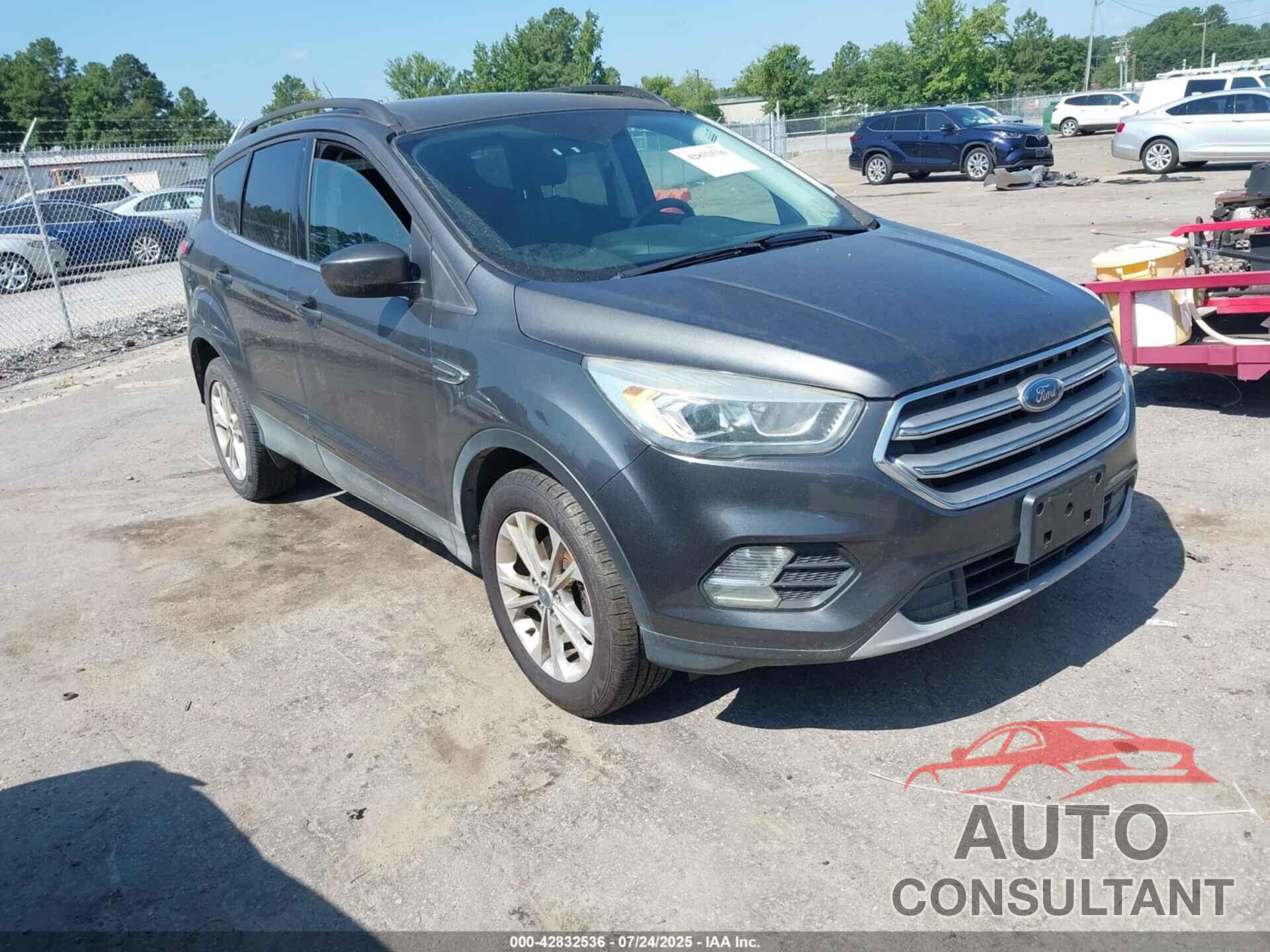 FORD ESCAPE 2017 - 1FMCU0GD4HUC12118