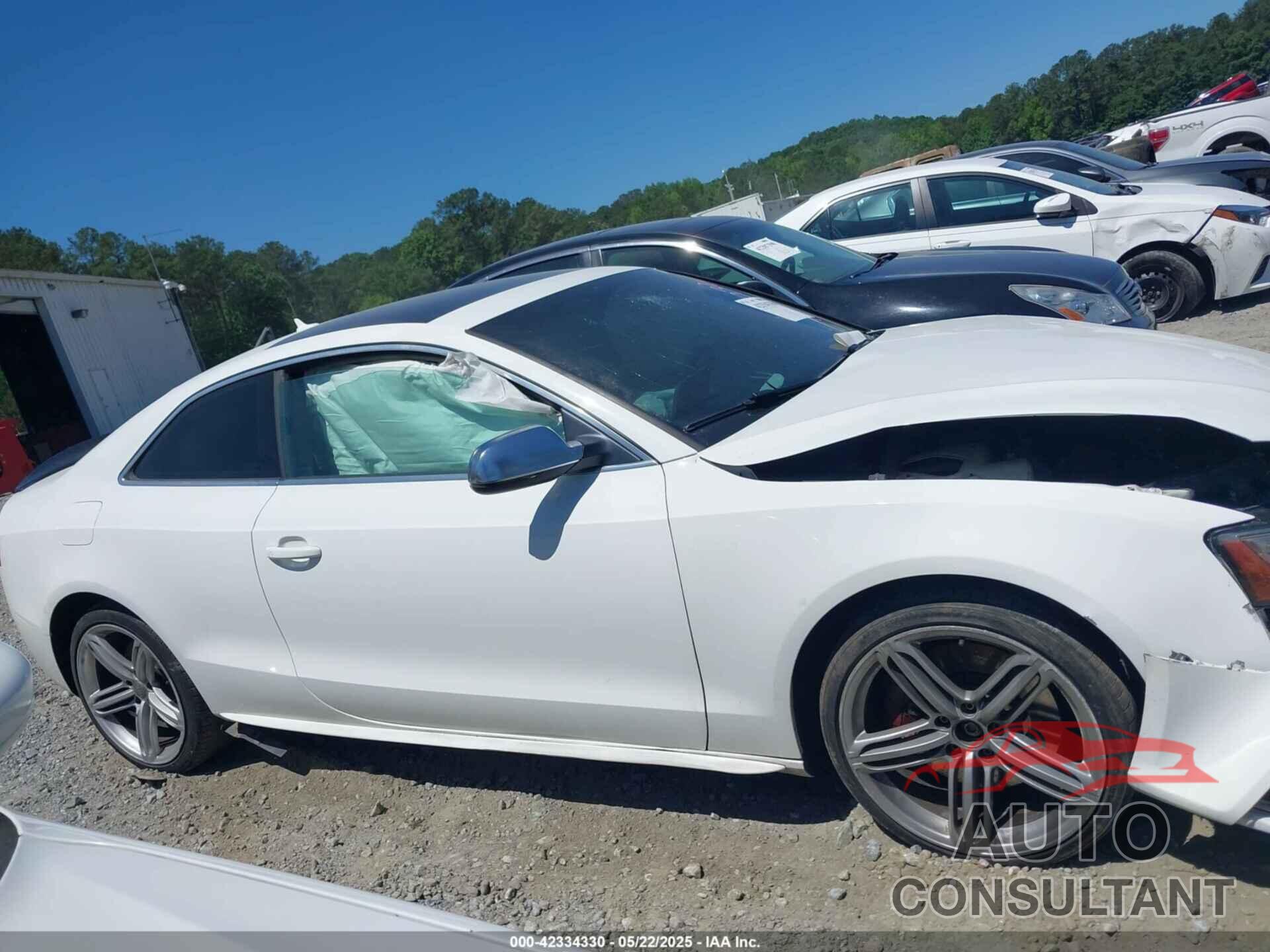 AUDI S5 2014 - WAUCGAFR7EA023732
