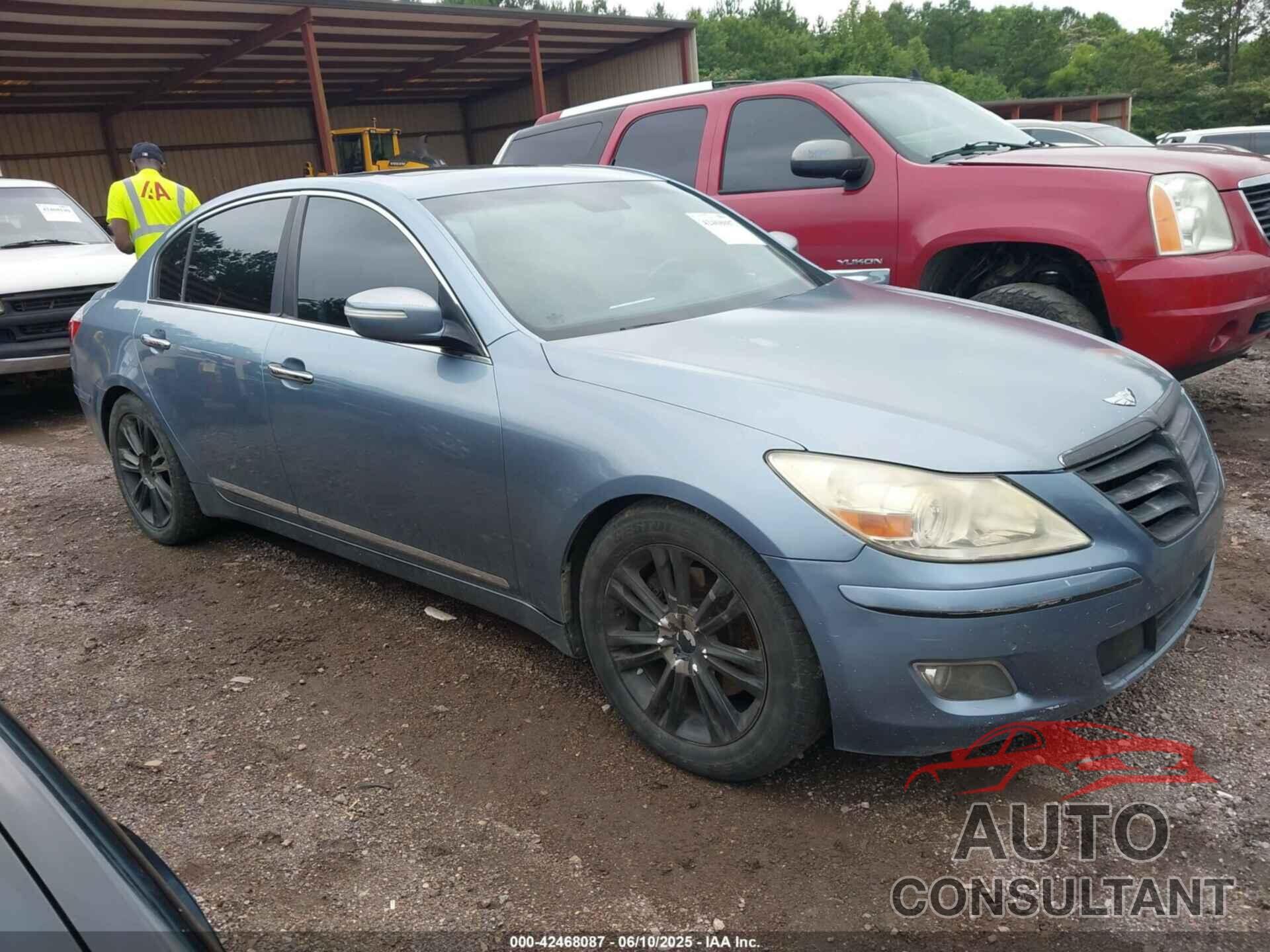 HYUNDAI GENESIS 2010 - KMHGC4DF8AU071674