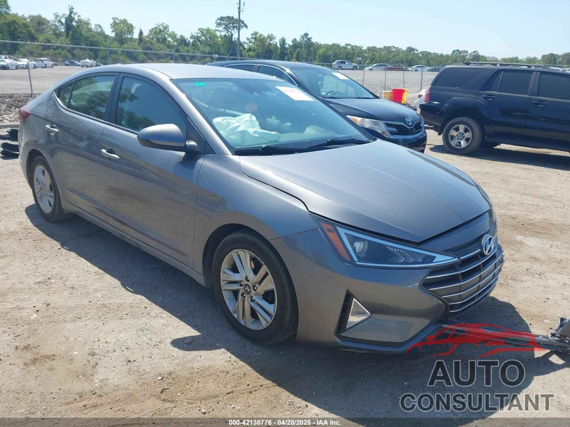 HYUNDAI ELANTRA 2020 - 5NPD84LF2LH525411