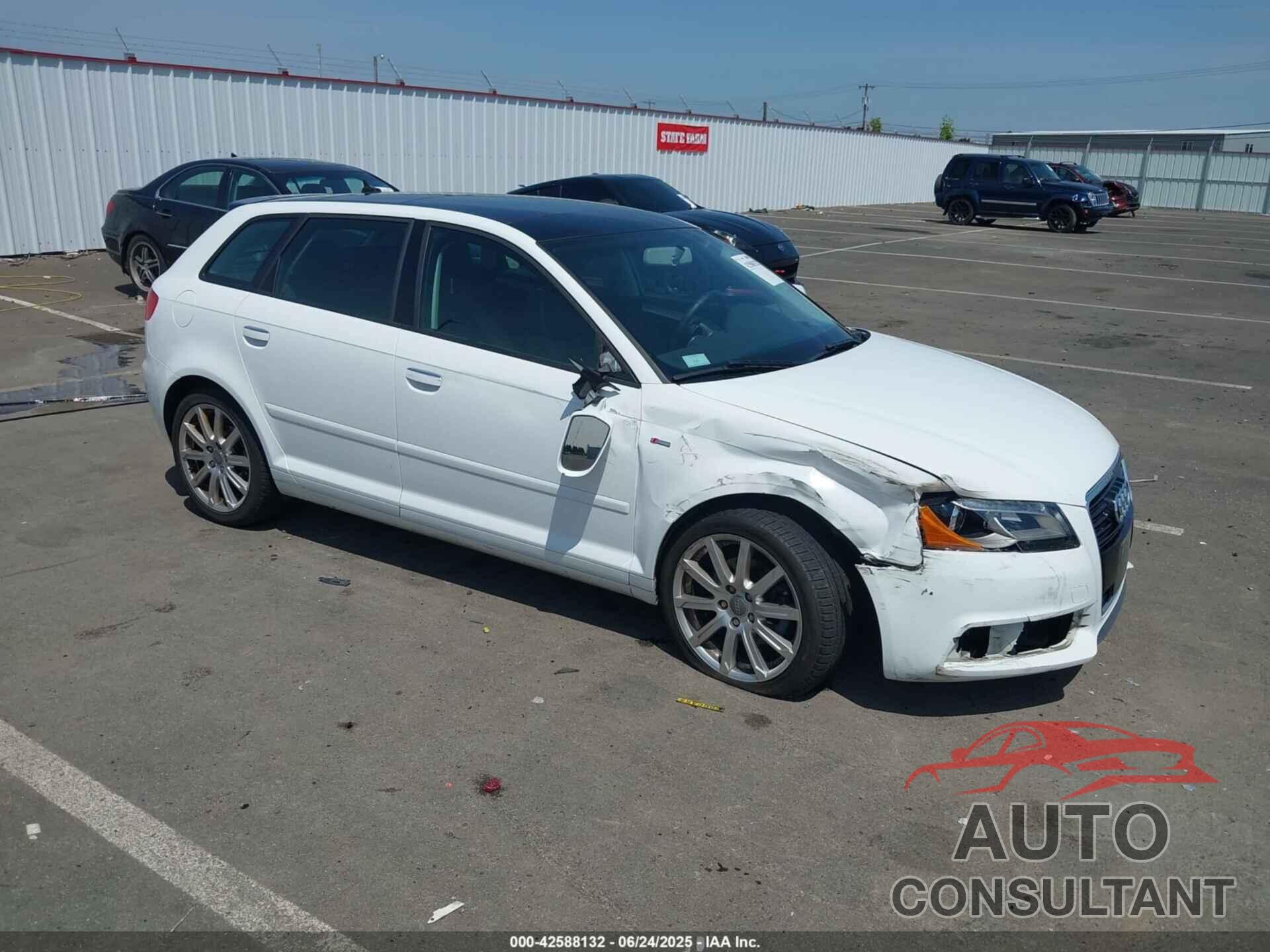 AUDI A3 2011 - WAUKJAFMXBA108562