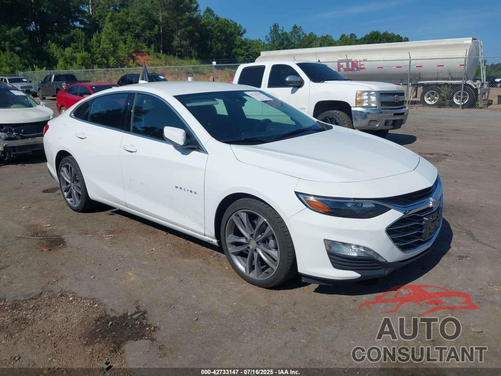CHEVROLET MALIBU 2025 - 1G1ZD5ST7SF153015