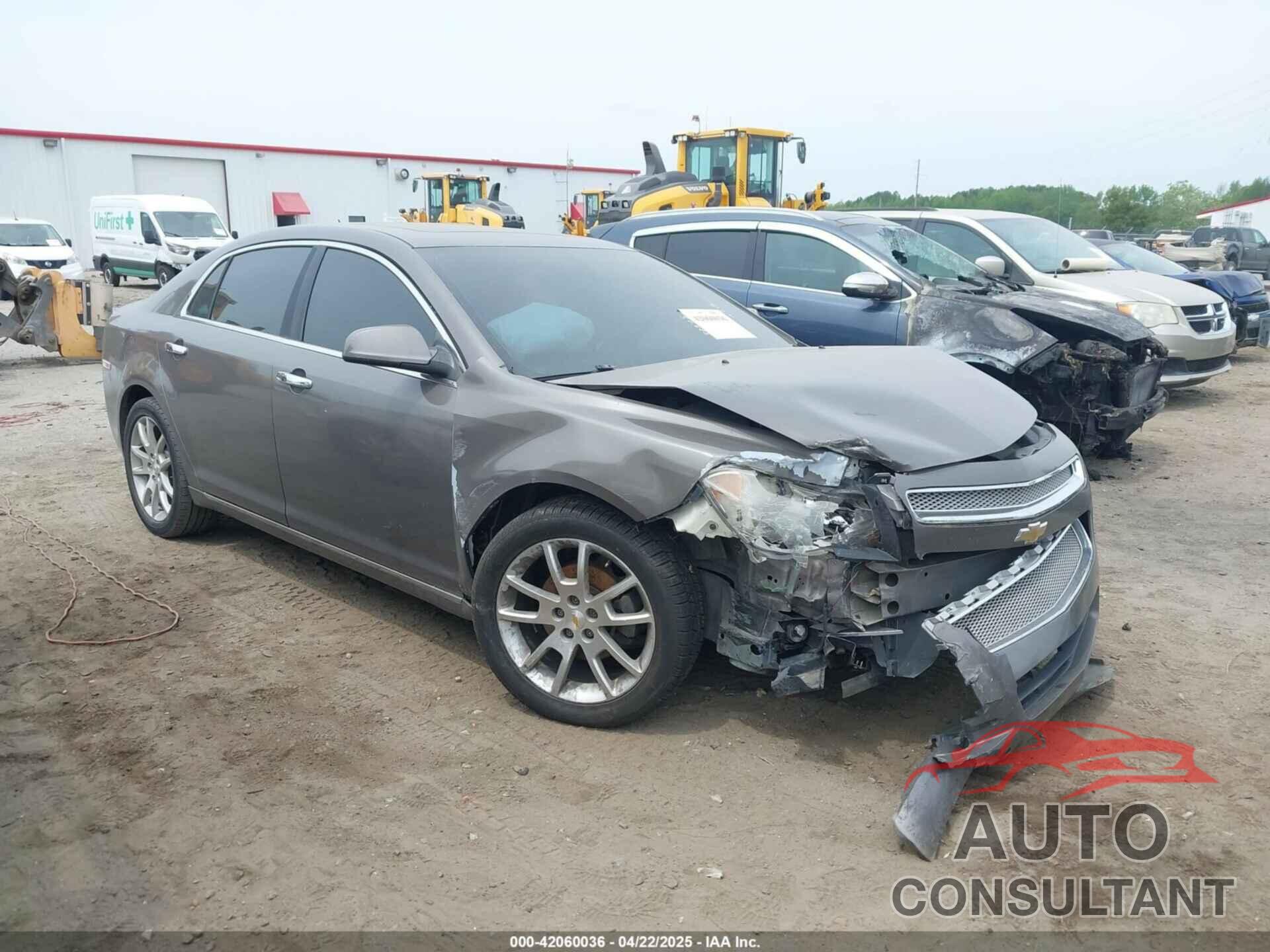 CHEVROLET MALIBU 2011 - 1G1ZE5E19BF250496