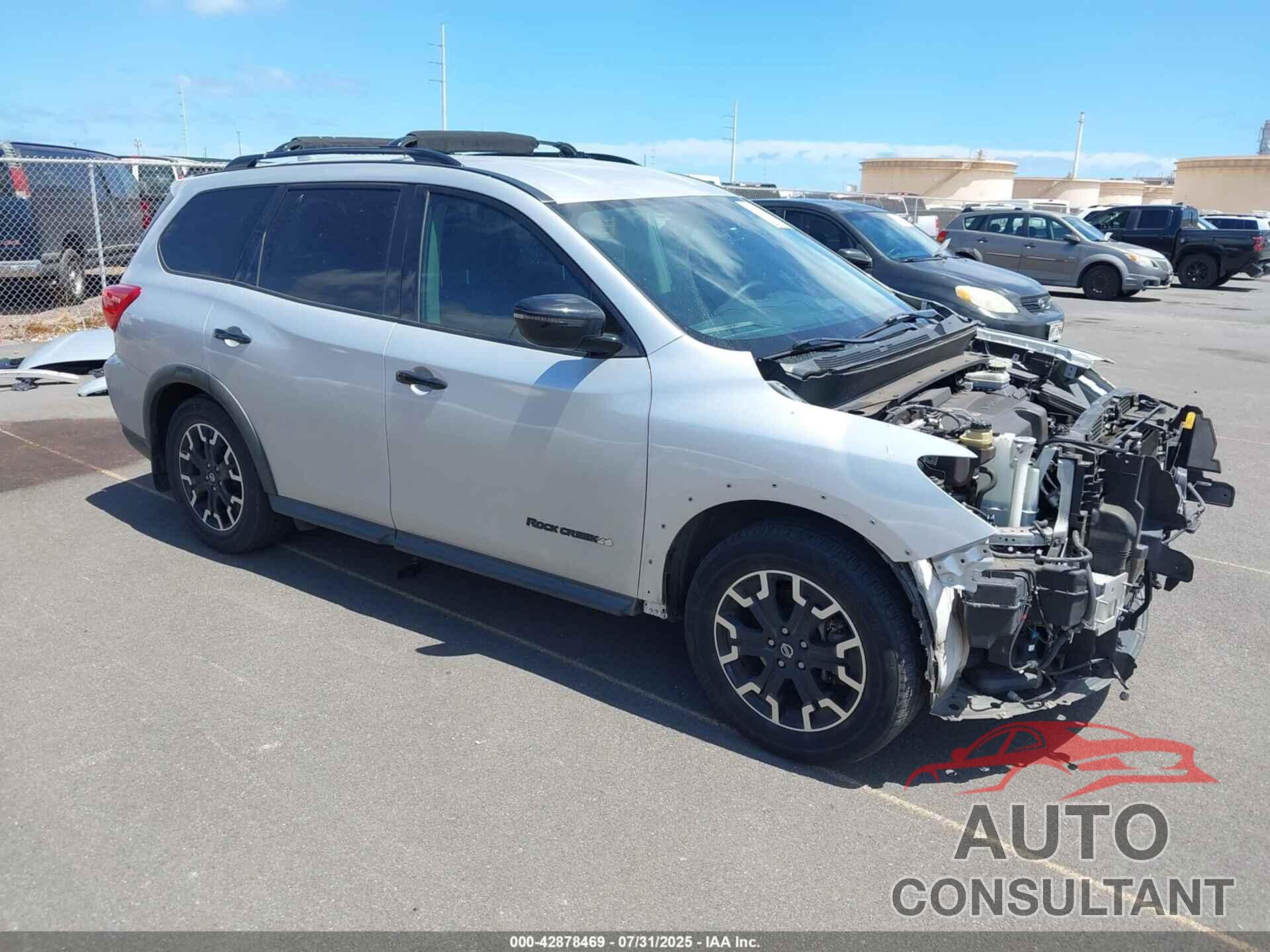 NISSAN PATHFINDER 2019 - 5N1DR2MN4KC613051