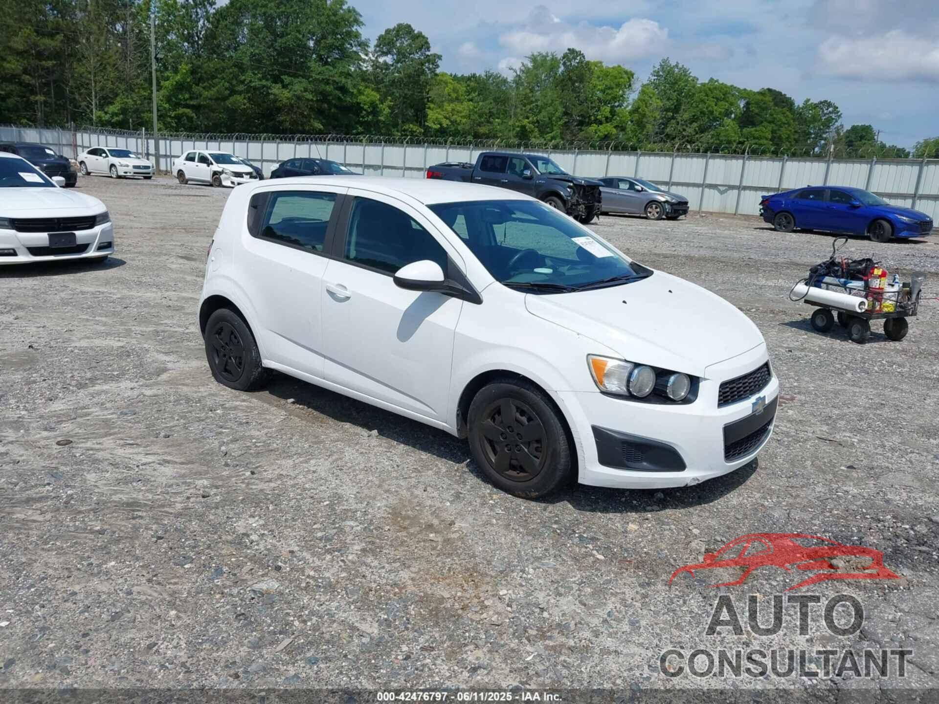CHEVROLET SONIC 2014 - 1G1JA6SH1E4140297