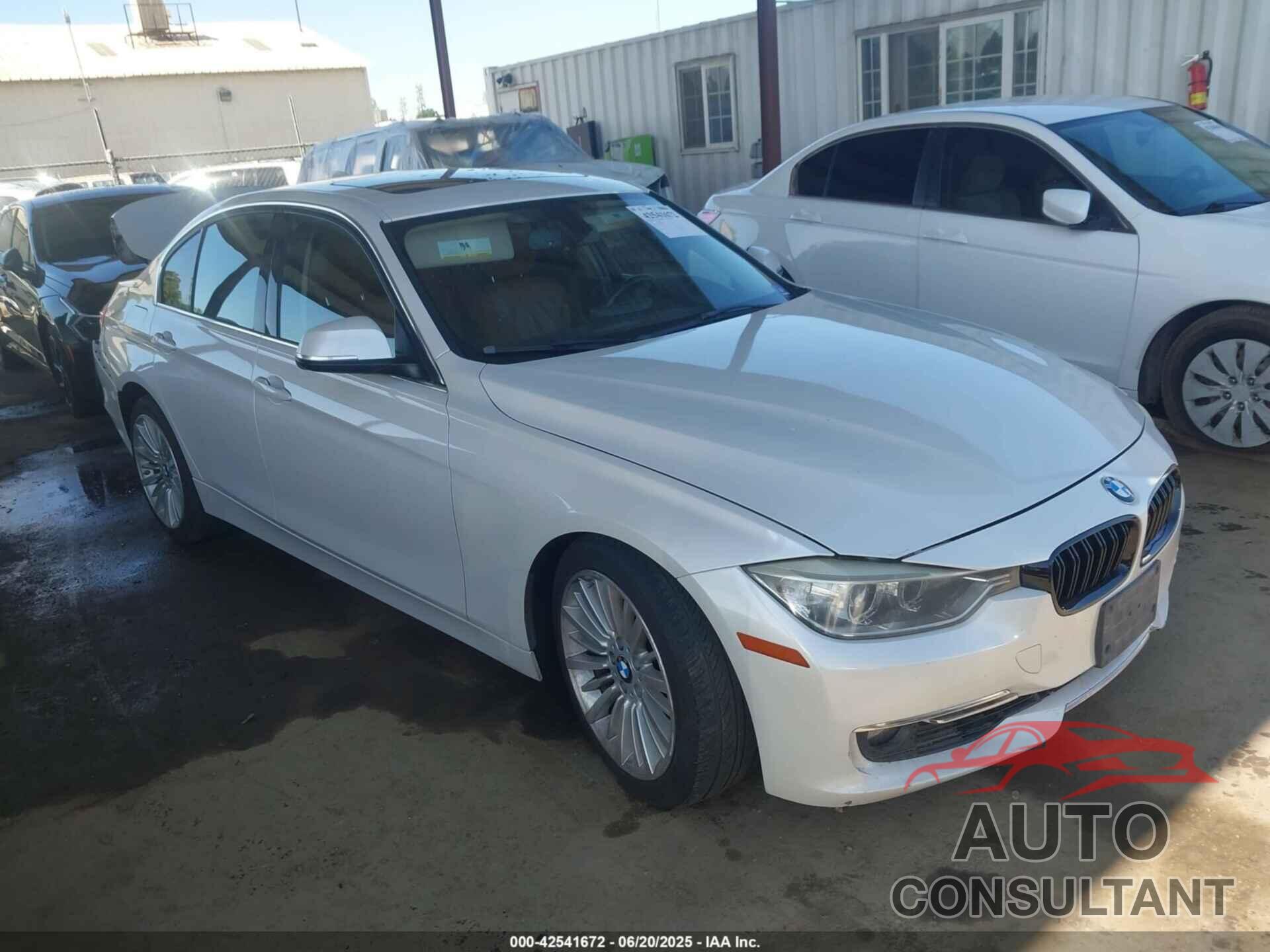 BMW 328I 2013 - WBA3A5C54DF603211