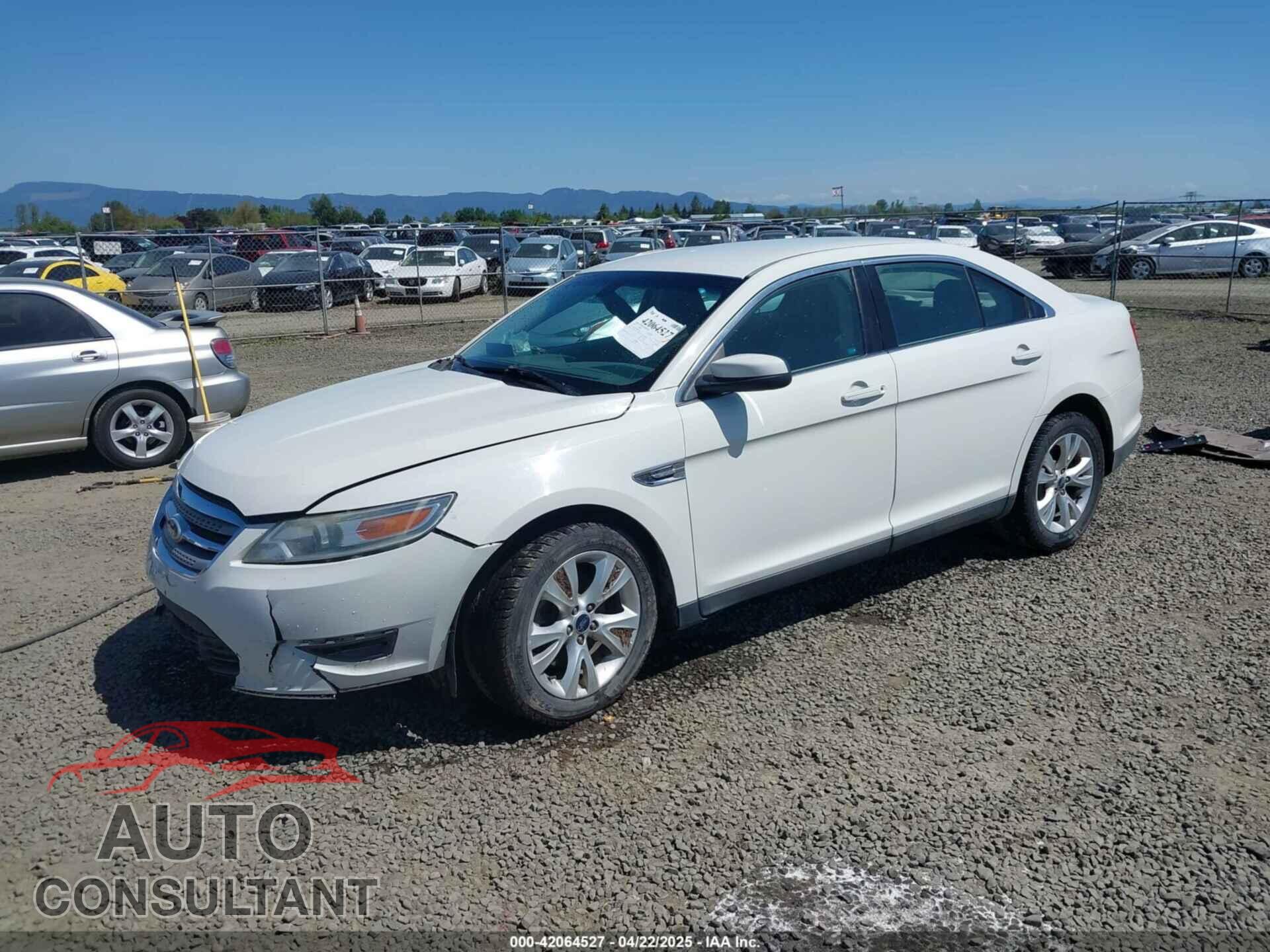 FORD TAURUS 2011 - 1FAHP2HW6BG103099