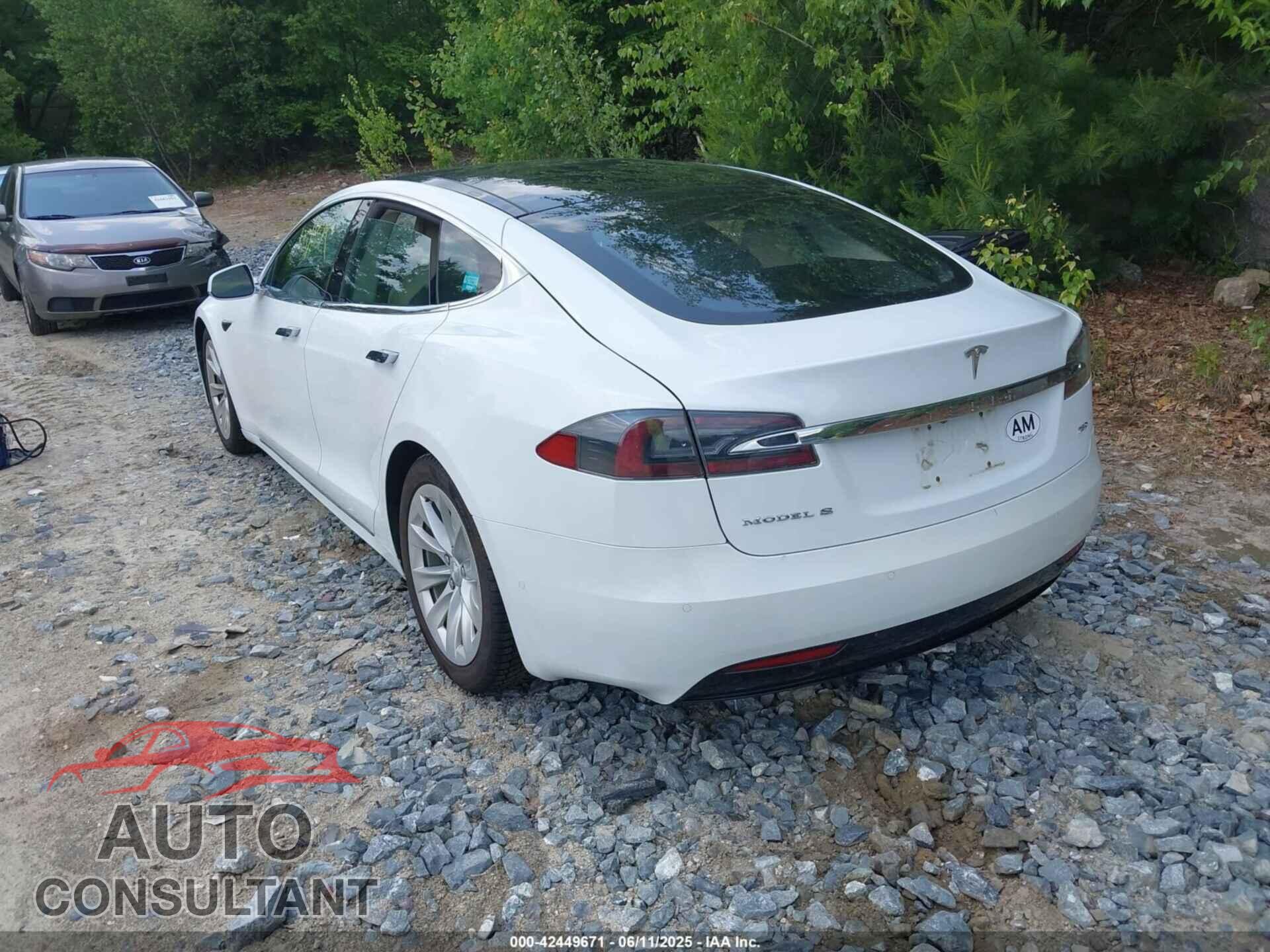 TESLA MODEL S 2017 - 5YJSA1E28HF199074