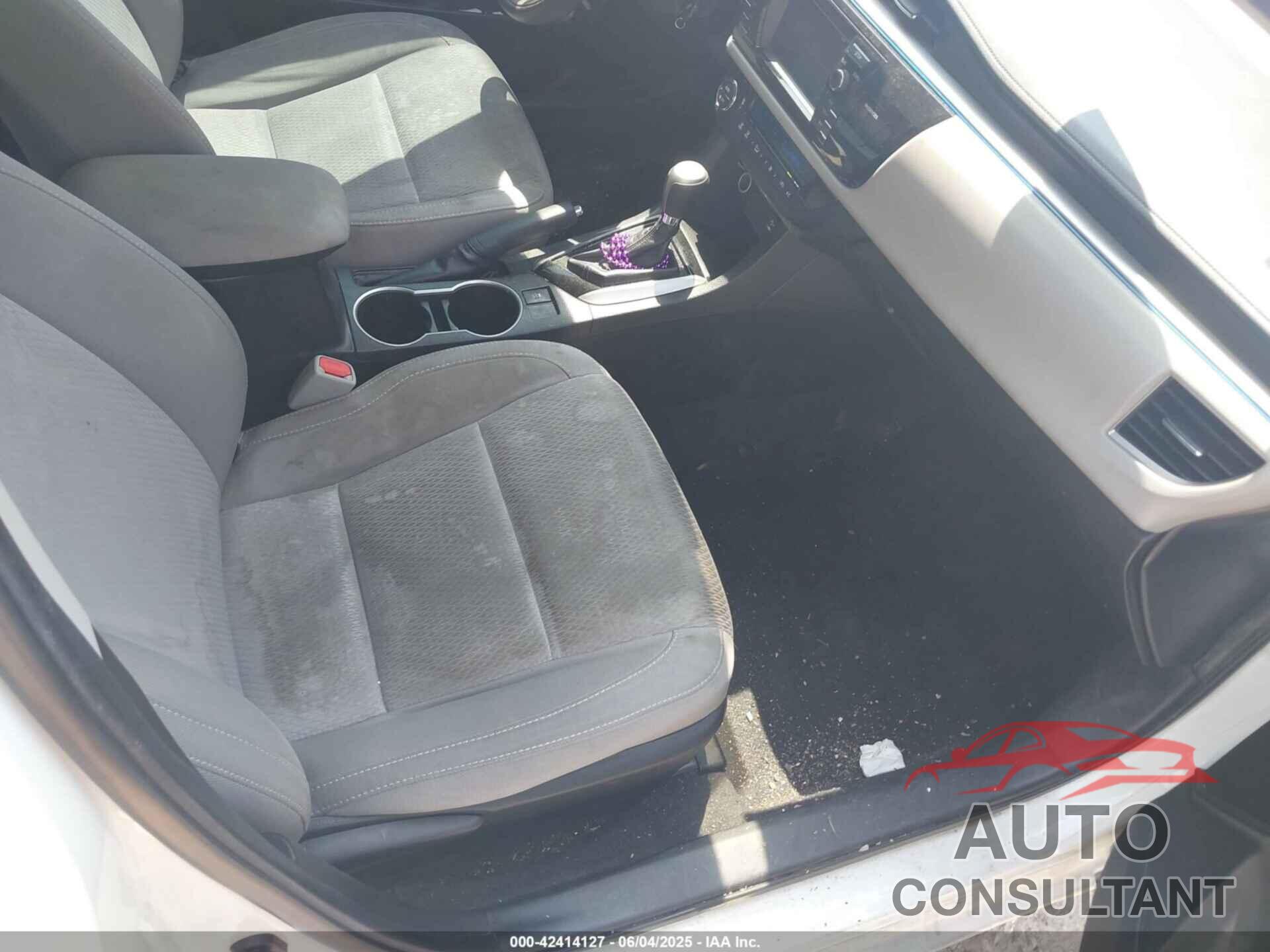 TOYOTA COROLLA 2015 - 5YFBURHE4FP226736