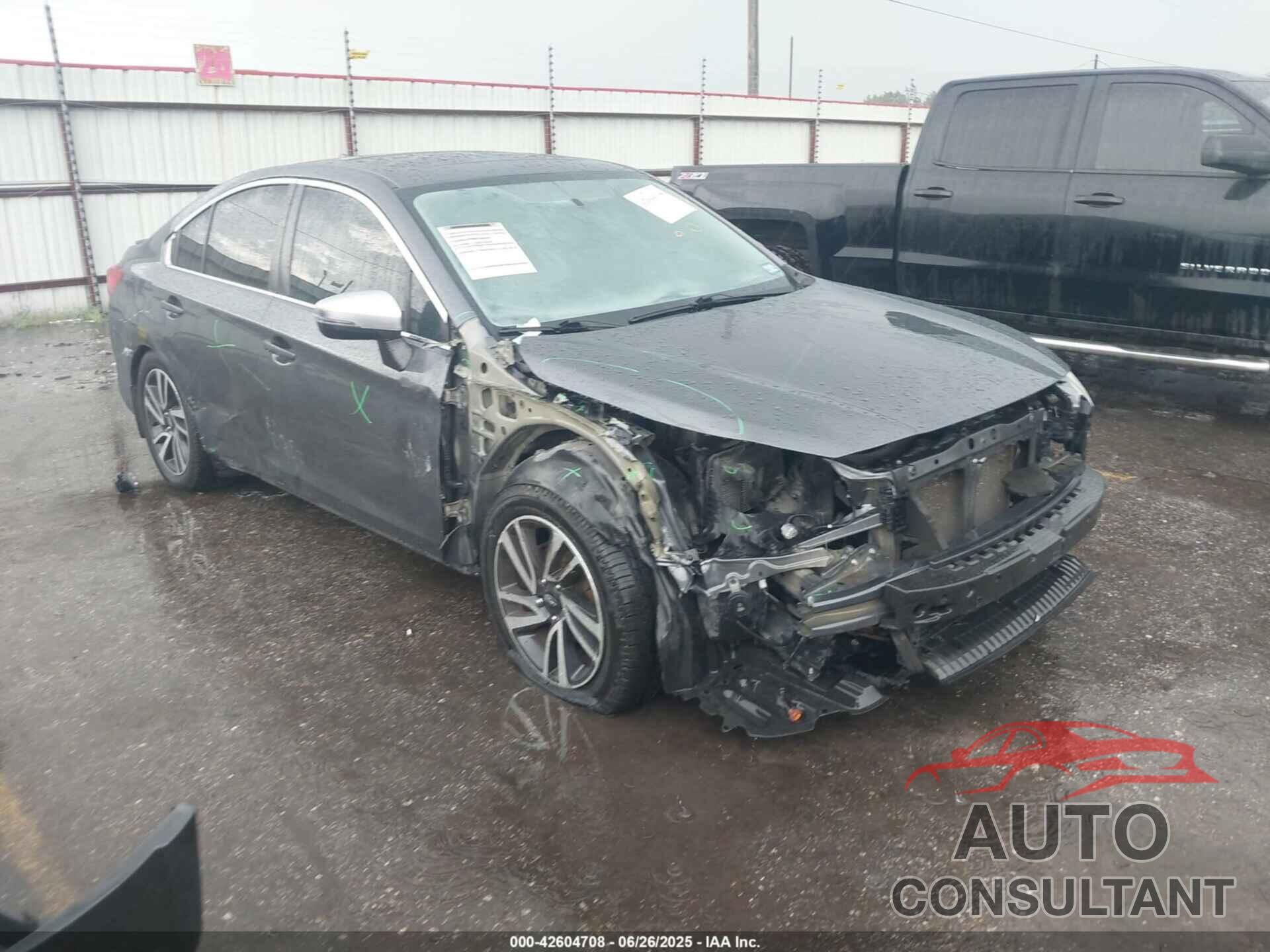 SUBARU LEGACY 2018 - 4S3BNAR65J3040937