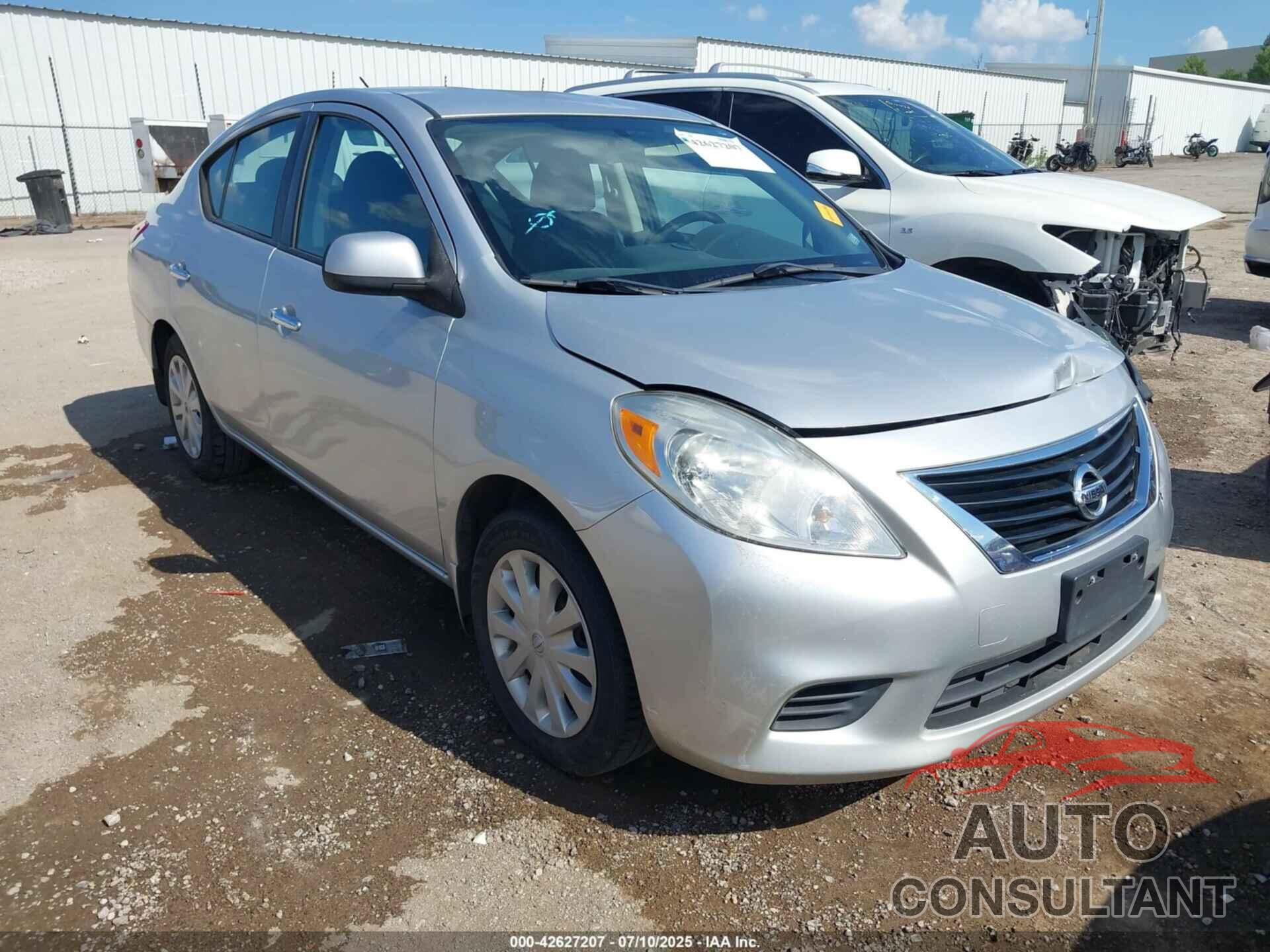 NISSAN VERSA 2012 - 3N1CN7AP8CL945307