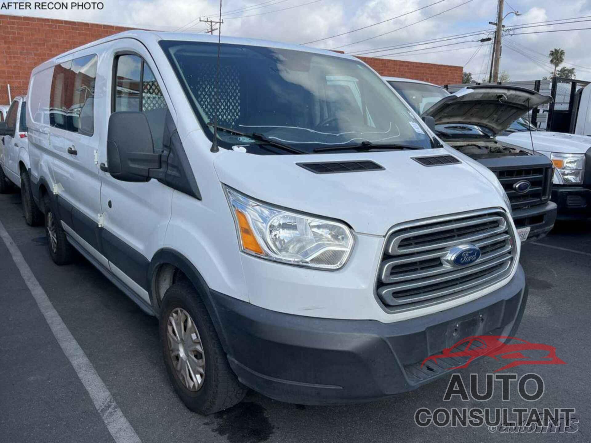 FORD TRANSIT-250 2019 - 1FTYR1ZM3KKB20418