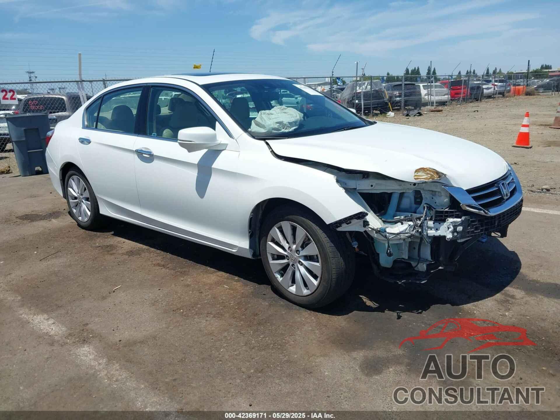 HONDA ACCORD 2015 - 1HGCR3F80FA018018