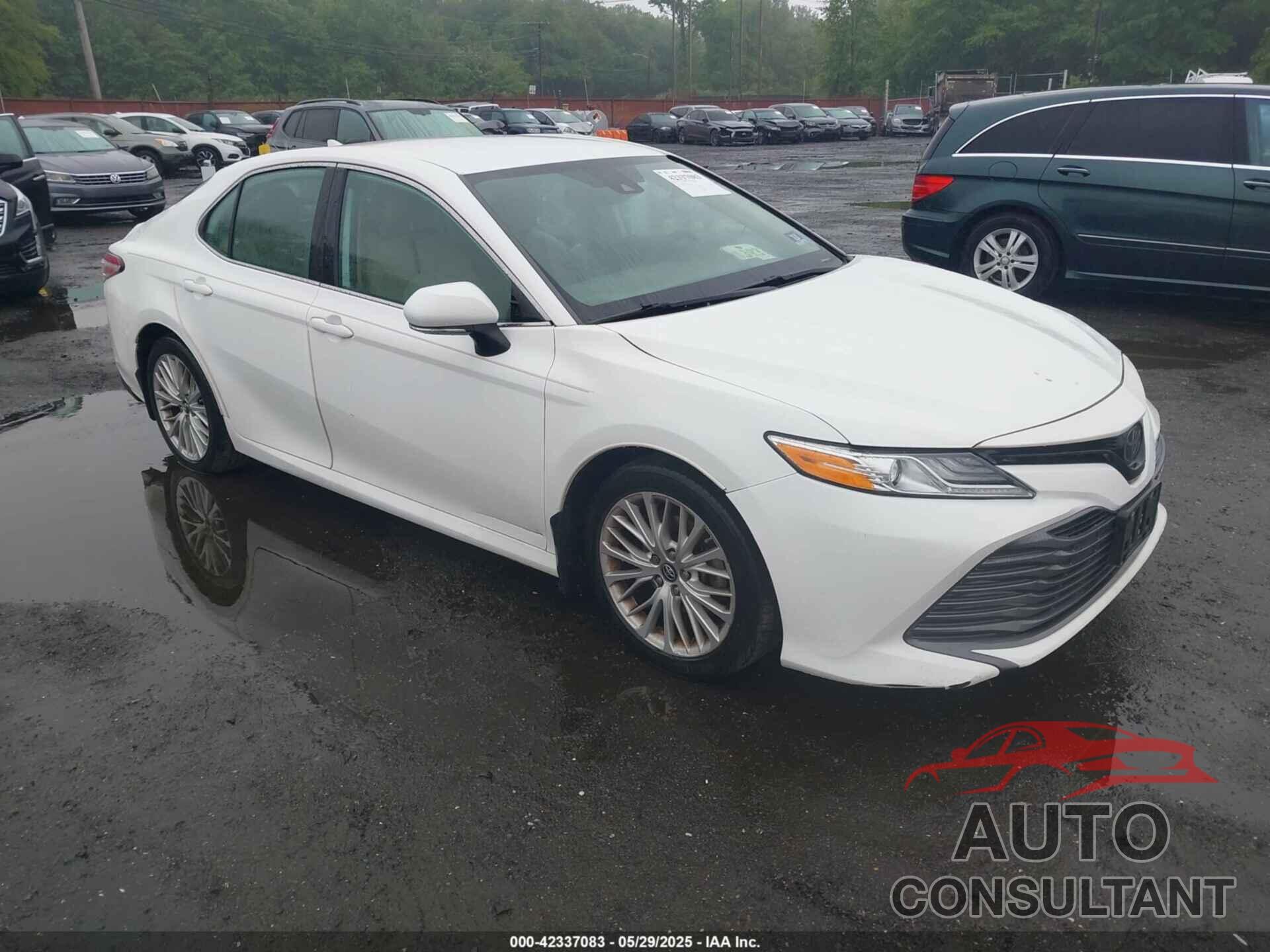 TOYOTA CAMRY 2019 - 4T1B11HK7KU296157