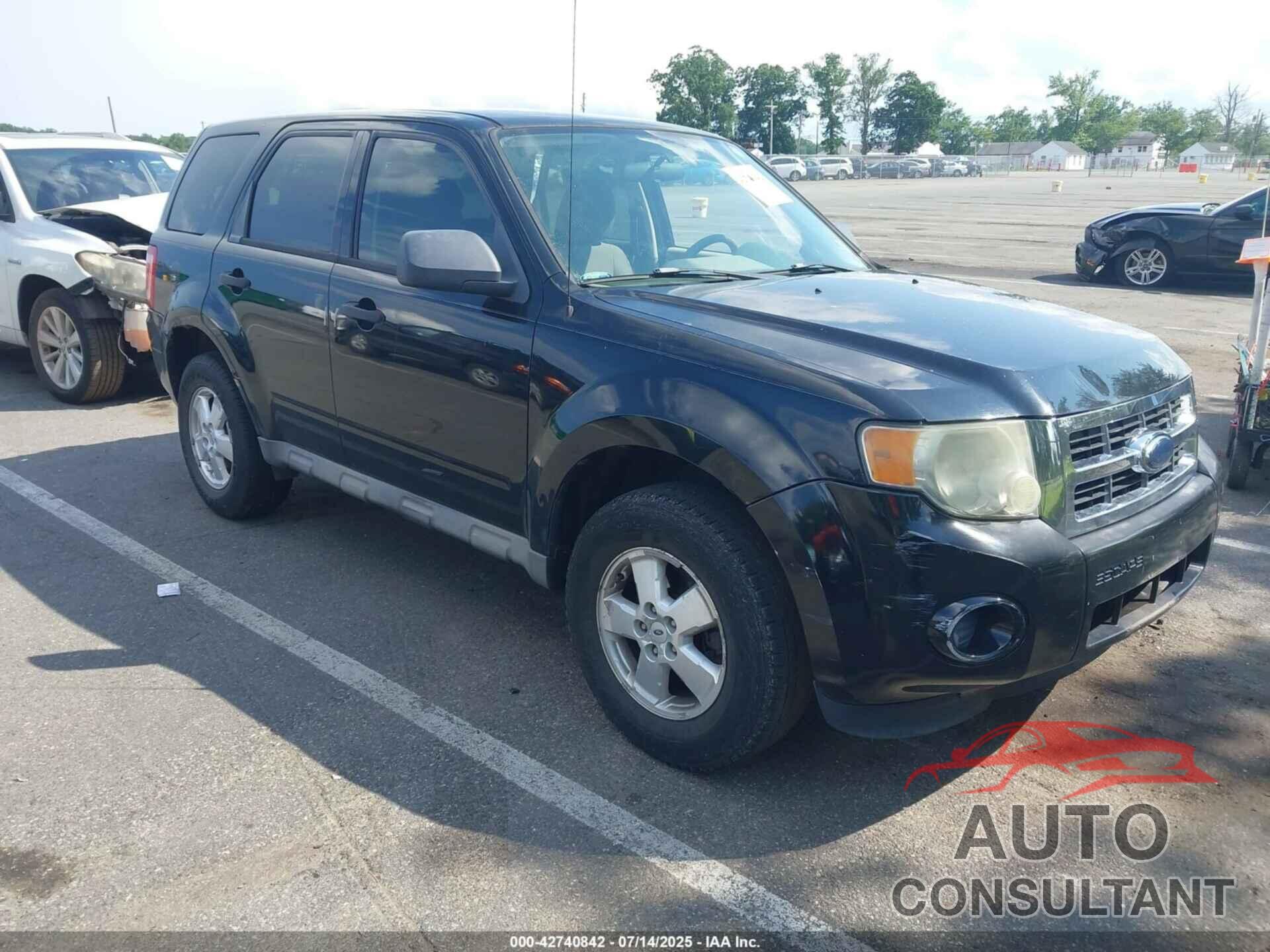 FORD ESCAPE 2009 - 1FMCU92709KB63681