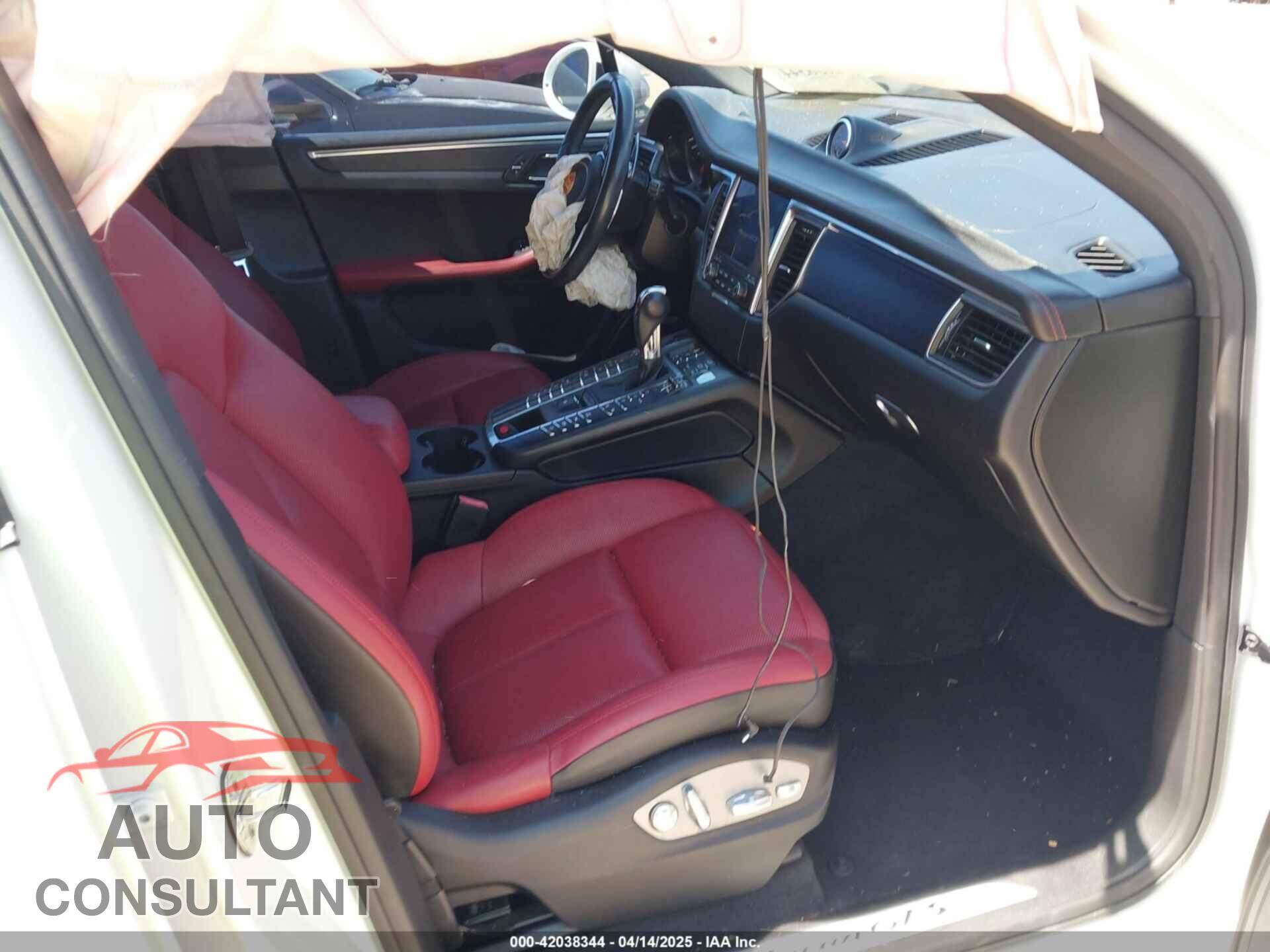 PORSCHE MACAN 2017 - WP1AG2A51HLB54747