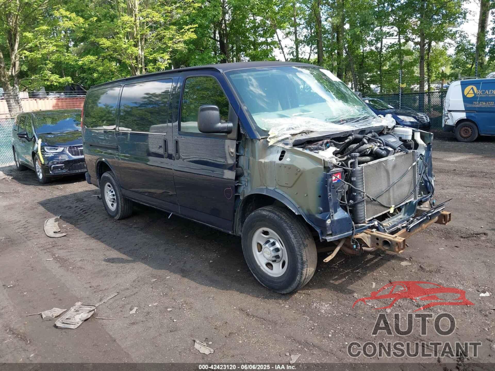 CHEVROLET EXPRESS 3500 2011 - 1GCZGTCA3B1151128