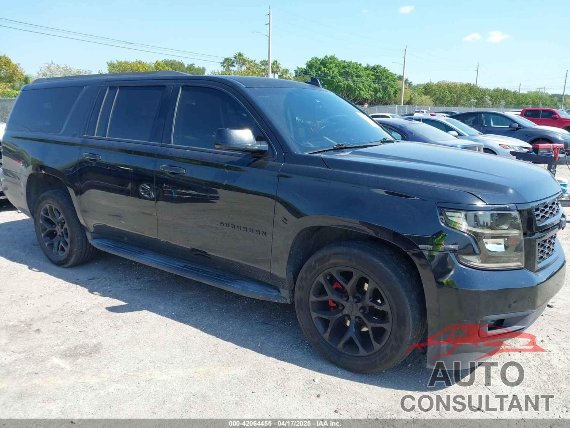 CHEVROLET SUBURBAN 2017 - 1GNSCHKC0HR150971