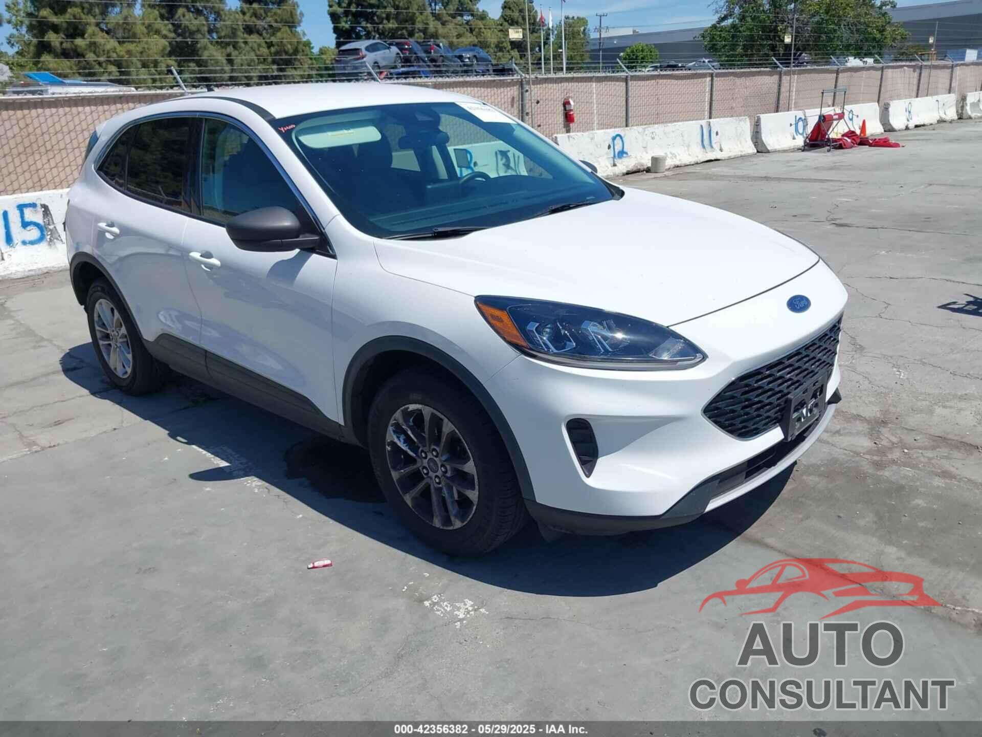 FORD ESCAPE 2022 - 1FMCU9G69NUA62119