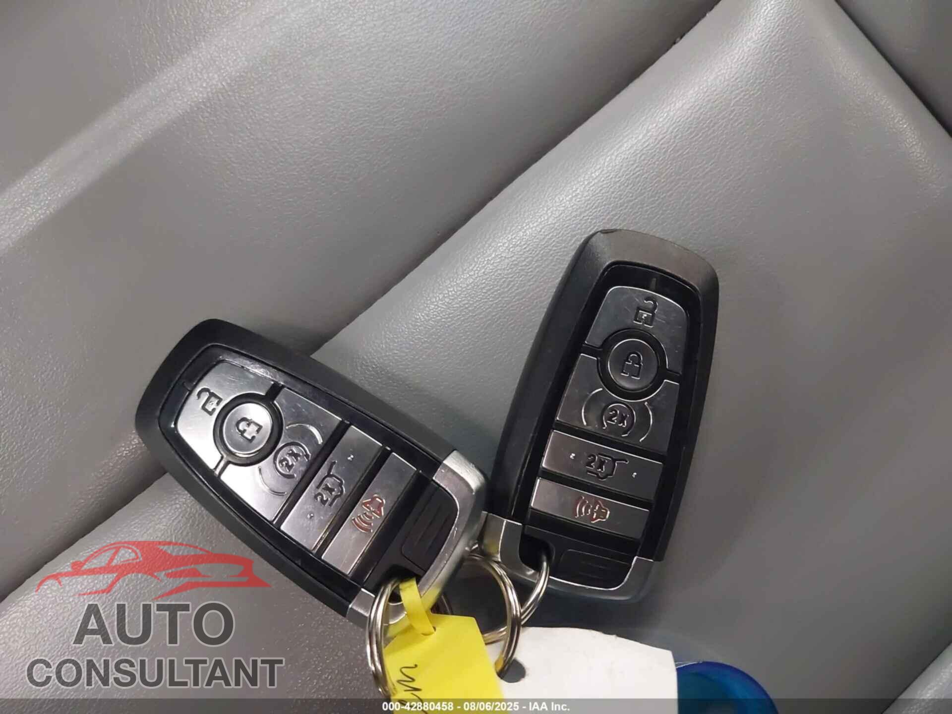 FORD EXPLORER 2021 - 1FMSK8DH5MGB60353