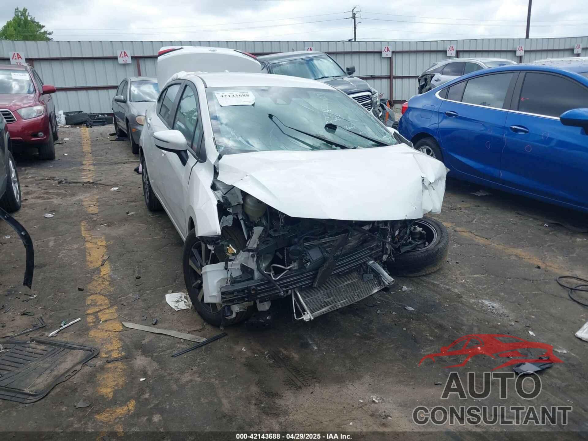 NISSAN VERSA 2021 - 3N1CN8EV0ML824805
