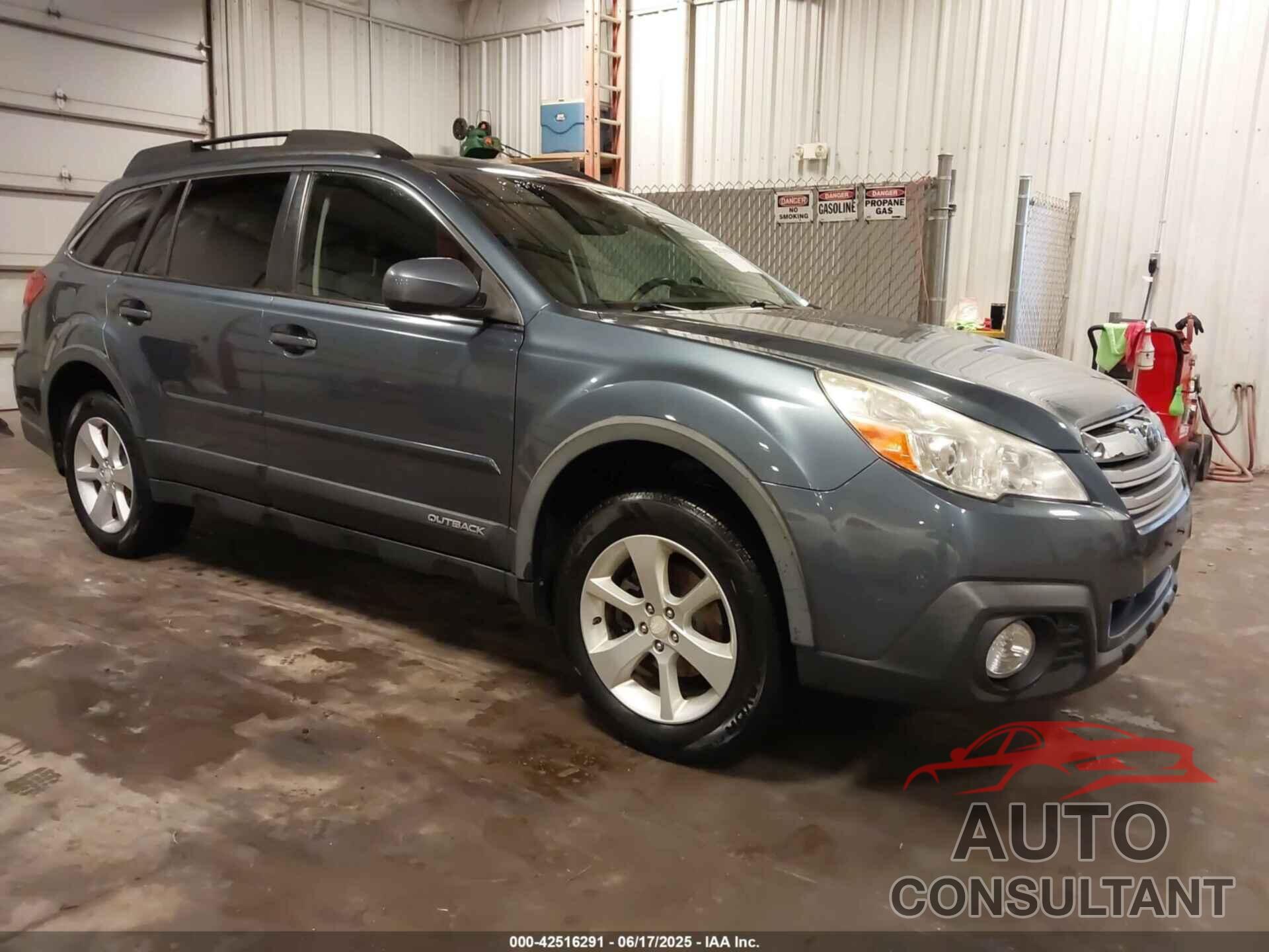 SUBARU OUTBACK 2014 - 4S4BRCCC8E3220140