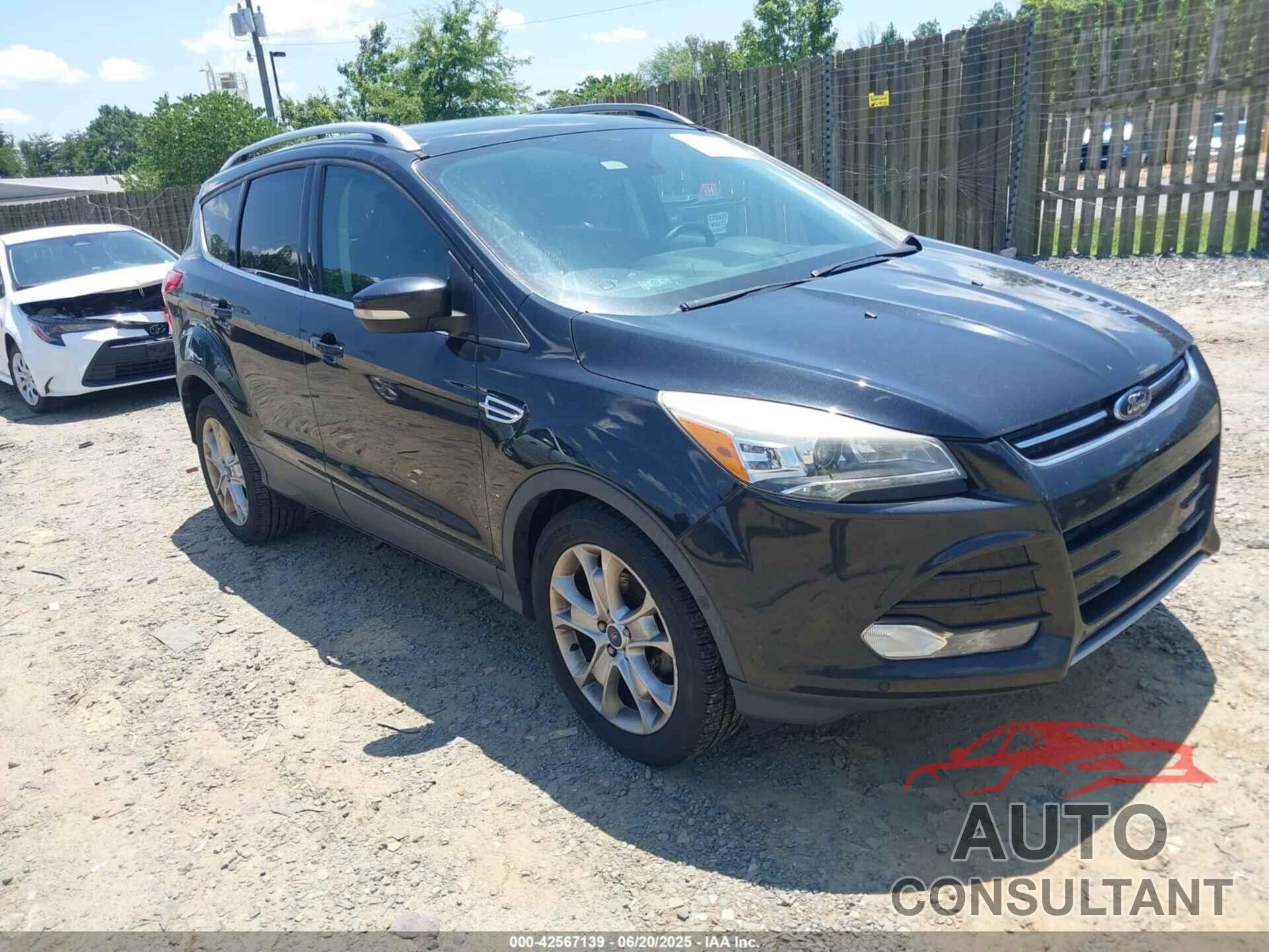 FORD ESCAPE 2015 - 1FMCU0JX8FUC60804