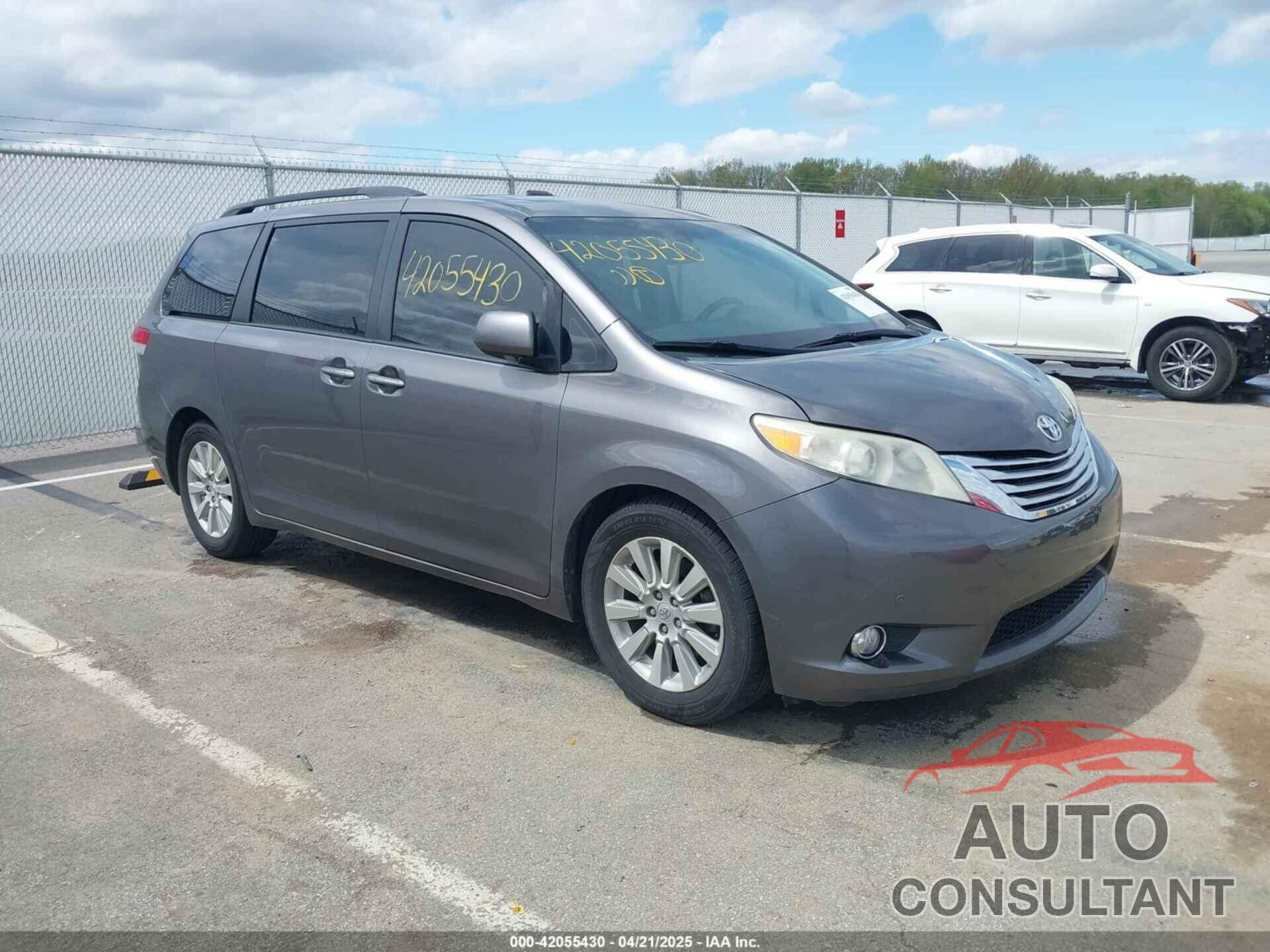 TOYOTA SIENNA 2011 - 5TDYK3DC1BS069668