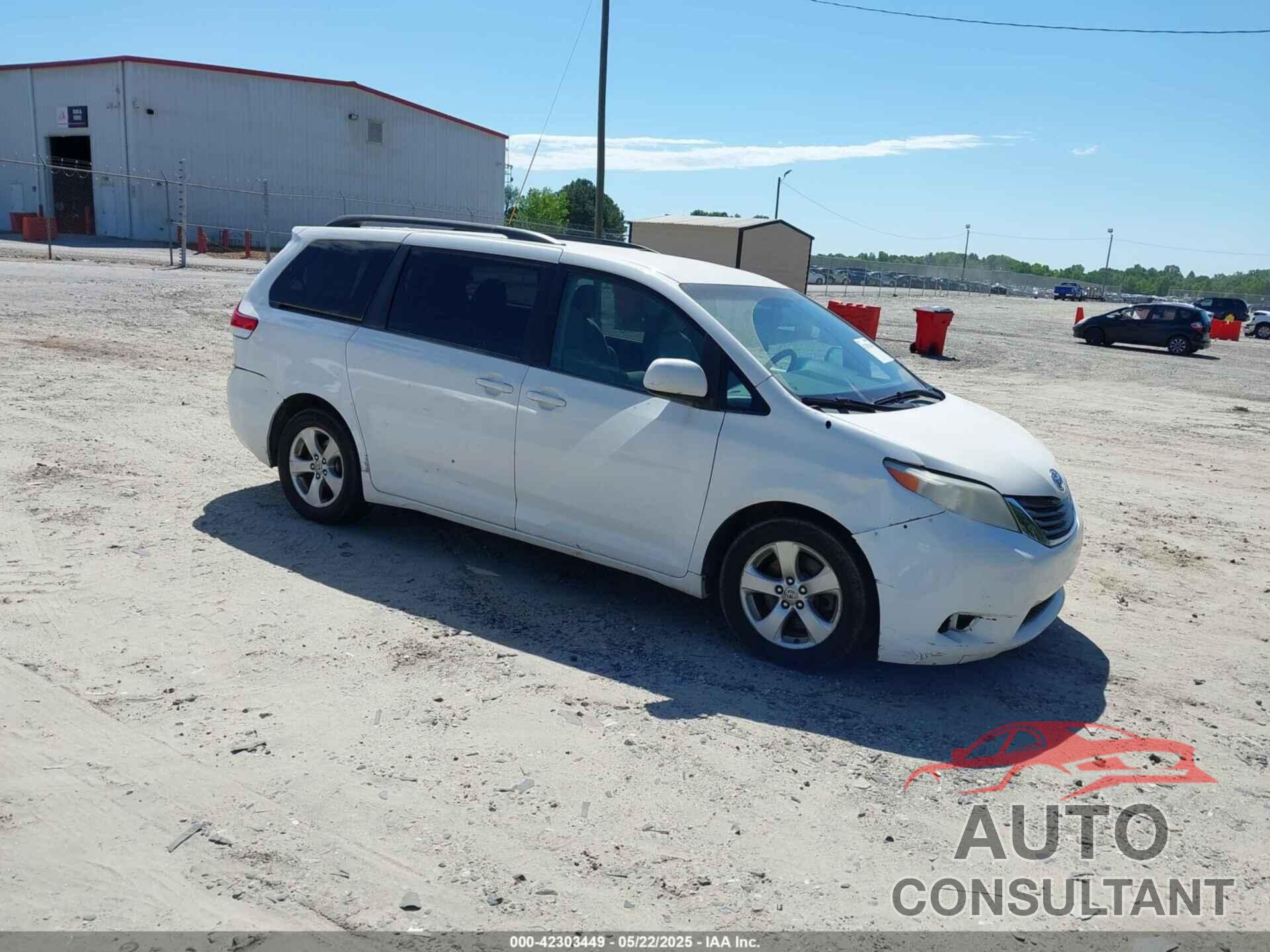 TOYOTA SIENNA 2013 - 5TDKK3DC5DS352079