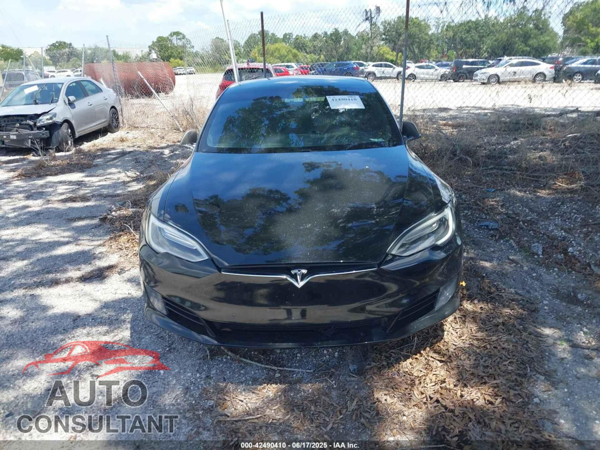 TESLA MODEL S 2017 - 5YJSA1E13HF199359
