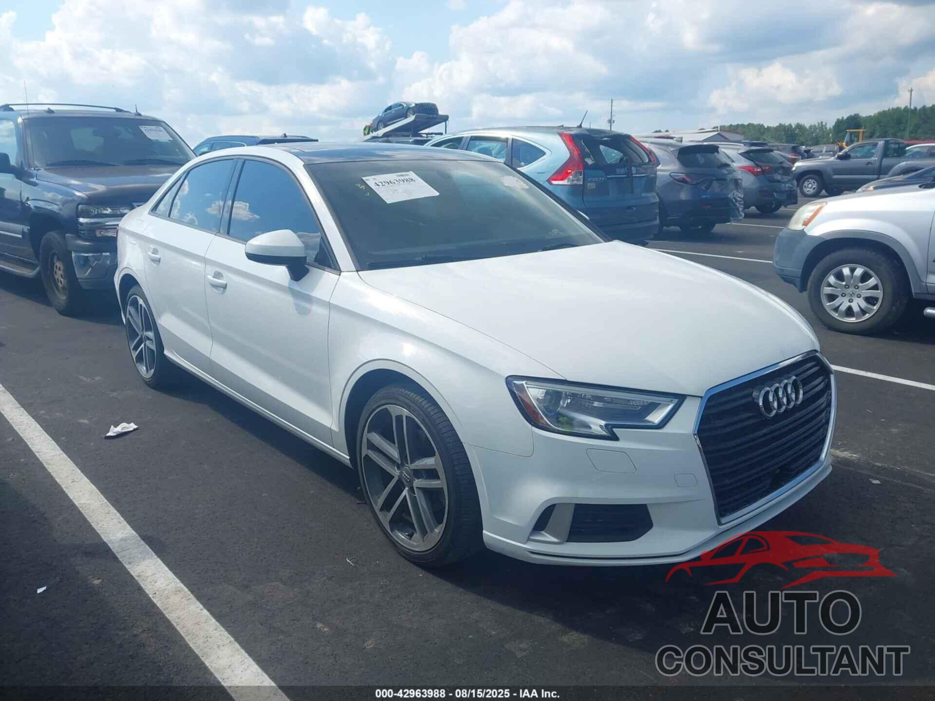 AUDI A3 2018 - WAUAUGFF9J1070750