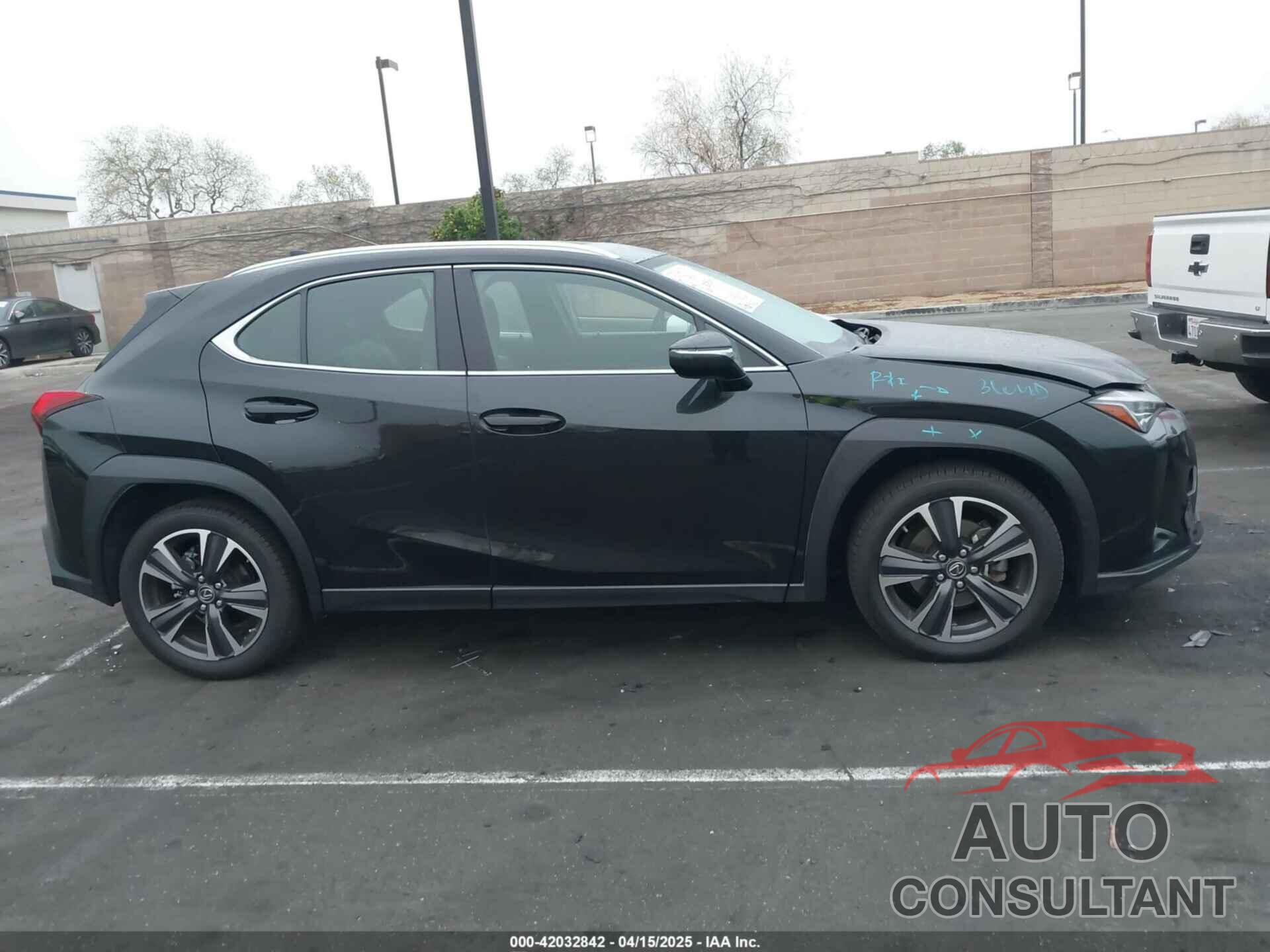 LEXUS UX 200 2019 - JTHY3JBH0K2013968