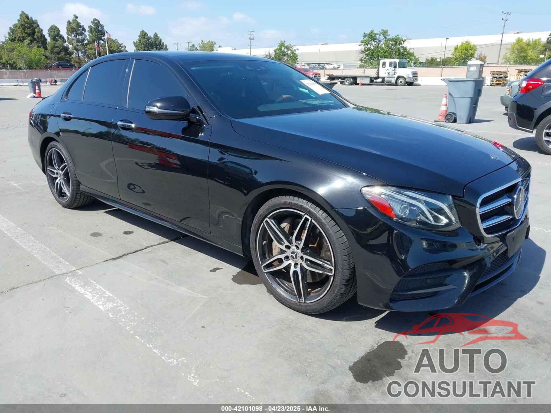 MERCEDES-BENZ E 350 2020 - W1KZF8DB8LA827586
