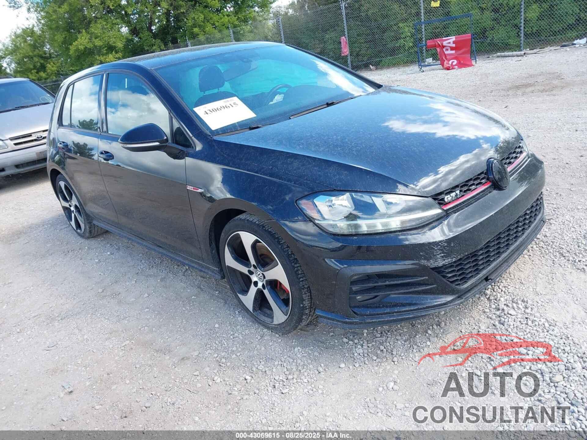 VOLKSWAGEN GOLF GTI 2018 - 3VW447AU4JM266620