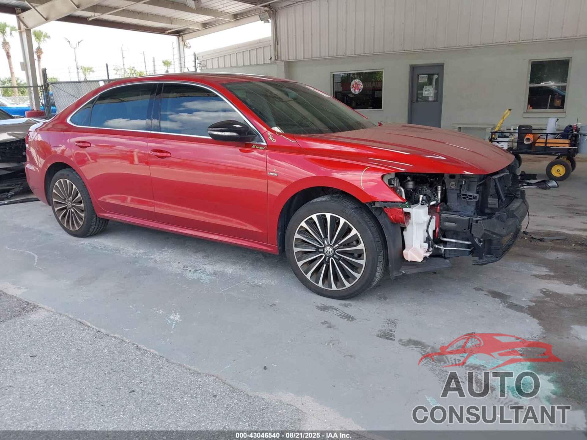 VOLKSWAGEN PASSAT 2022 - 1VWBA7A37NC003780