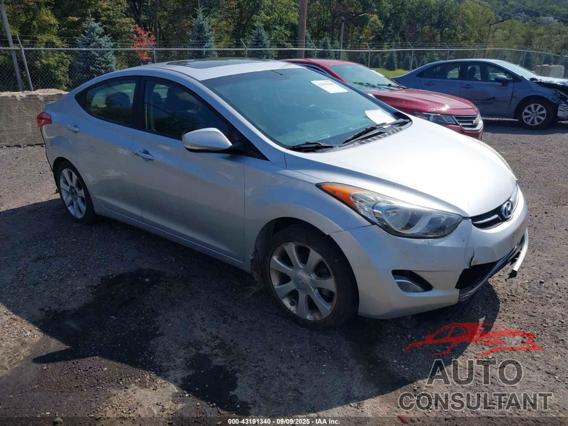 HYUNDAI ELANTRA 2013 - 5NPDH4AE9DH260868
