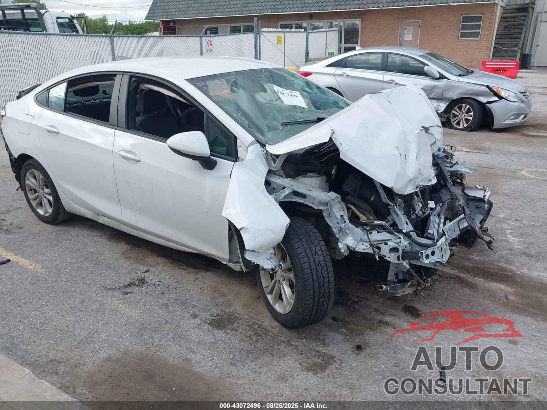 CHEVROLET CRUZE 2019 - 1G1BC5SM4K7135143