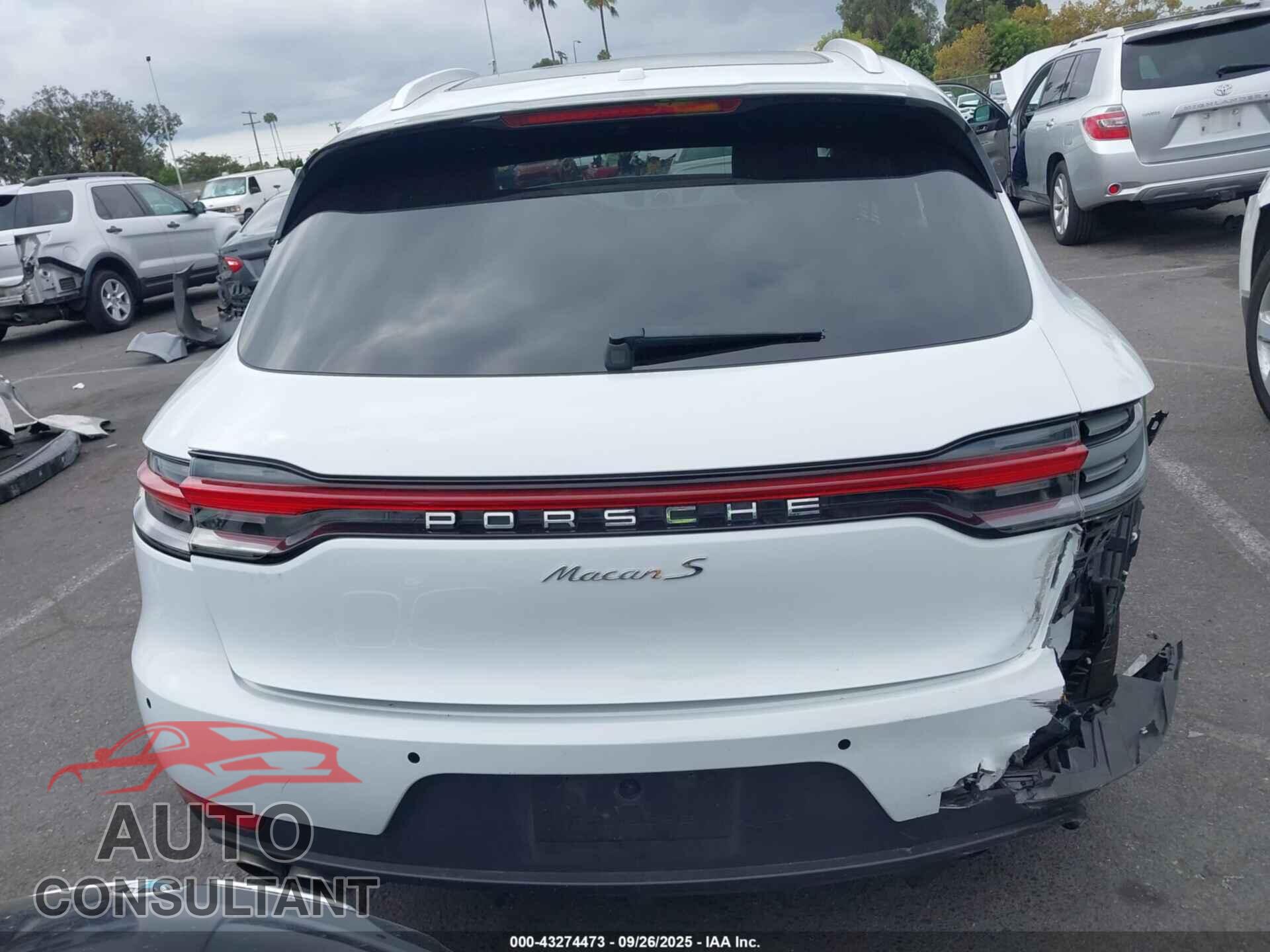 PORSCHE MACAN 2021 - WP1AB2A55MLB32131