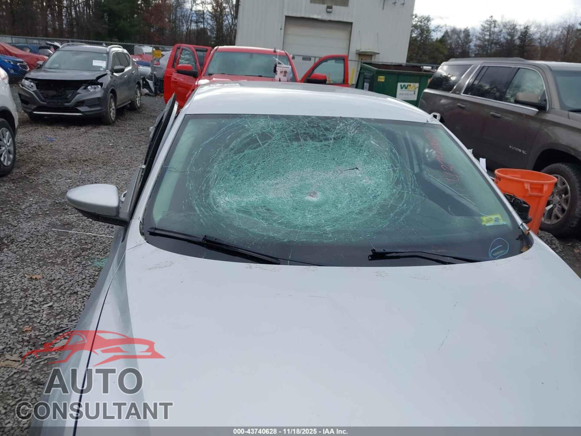 VOLKSWAGEN PASSAT 2012 - 1VWAP7A35CC062544