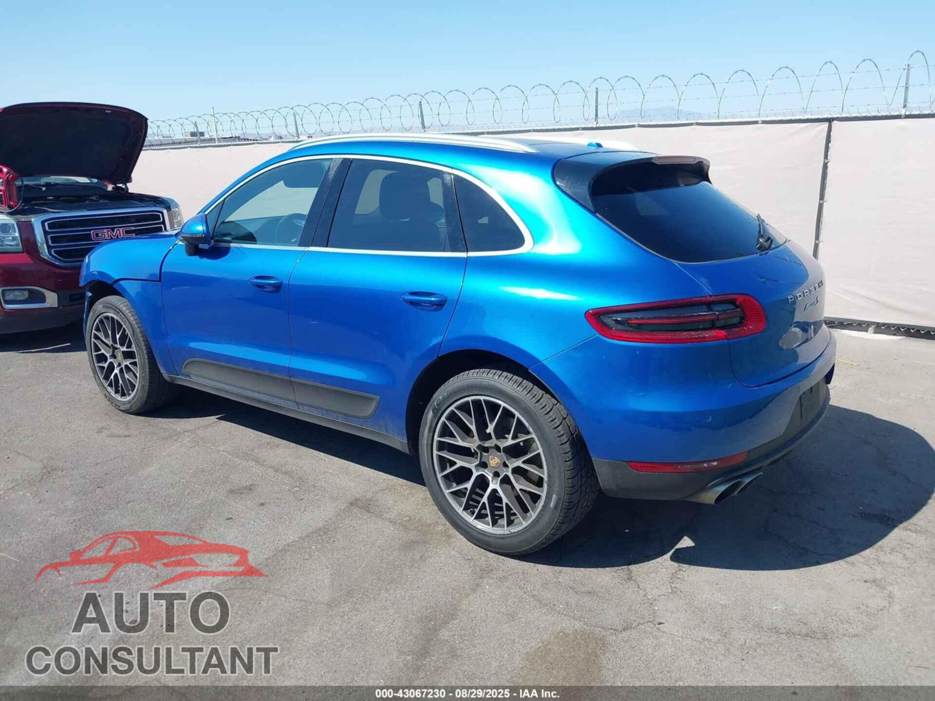 PORSCHE MACAN 2015 - WP1AB2A5XFLB65757