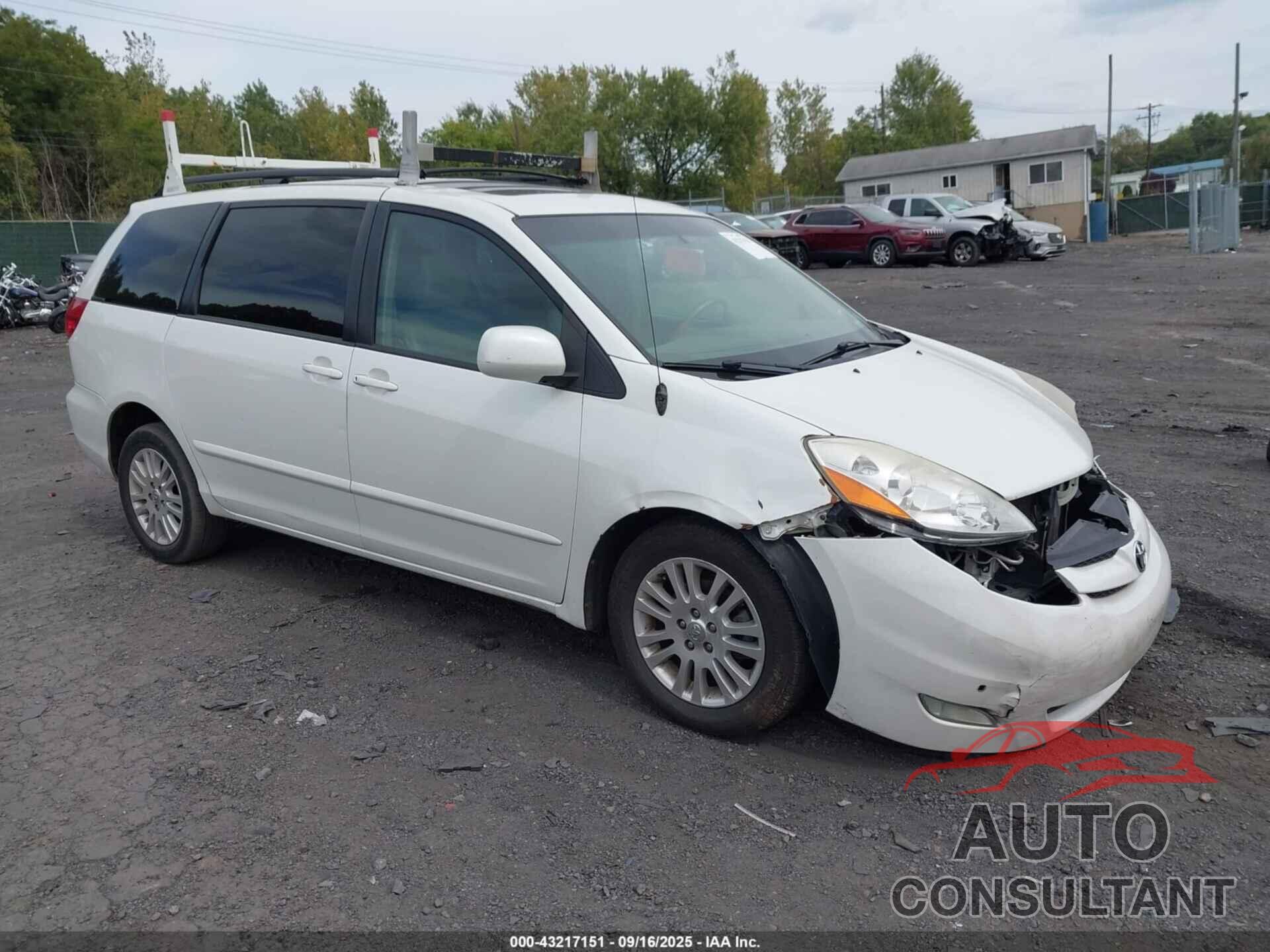 TOYOTA SIENNA 2010 - 5TDYK4CC8AS341395