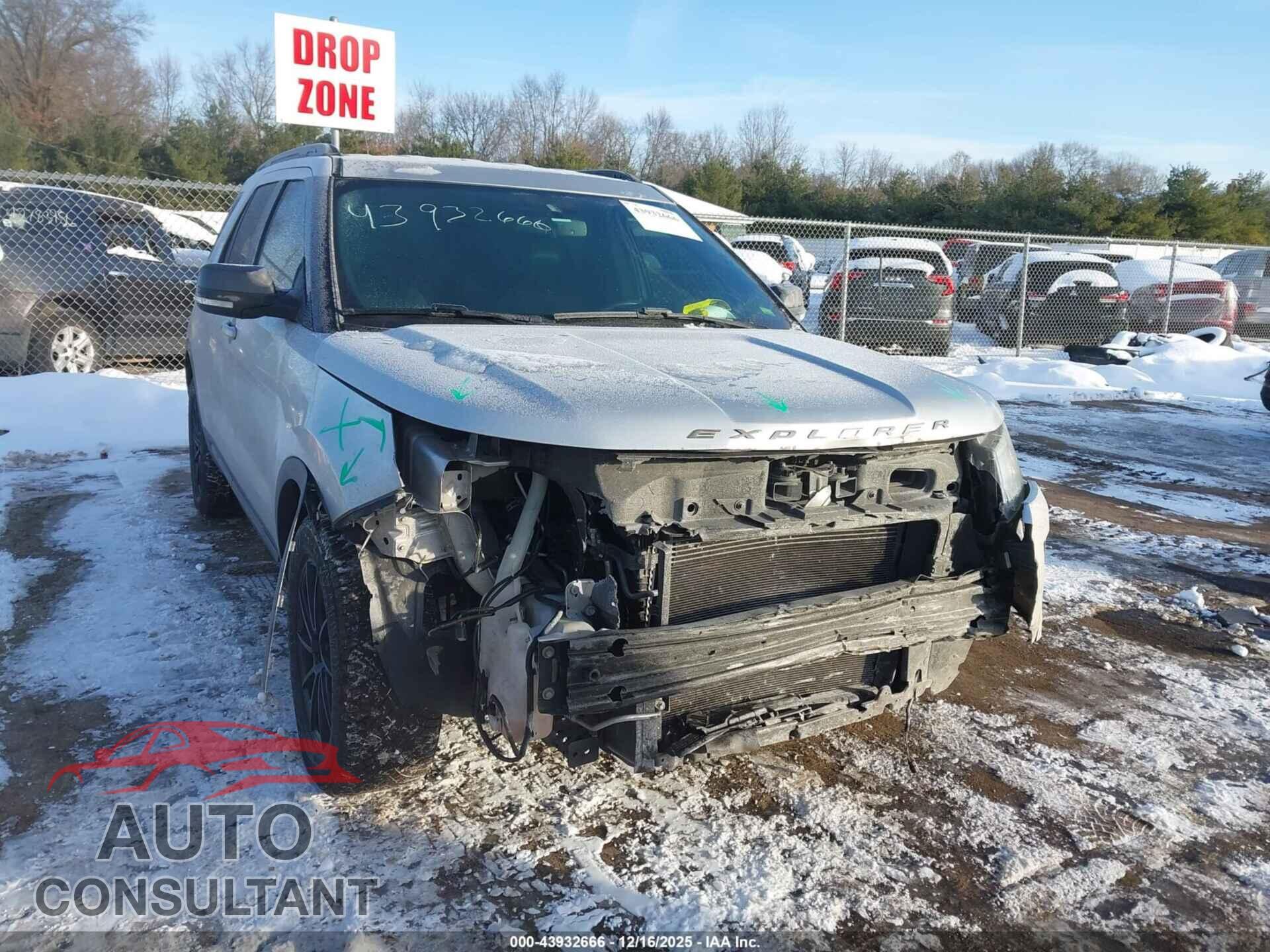 FORD EXPLORER 2018 - 1FM5K7D82JGB44534