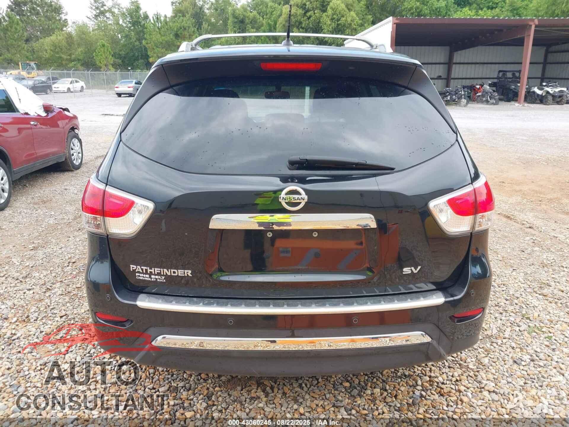 NISSAN PATHFINDER 2015 - 5N1AR2MN3FC703932