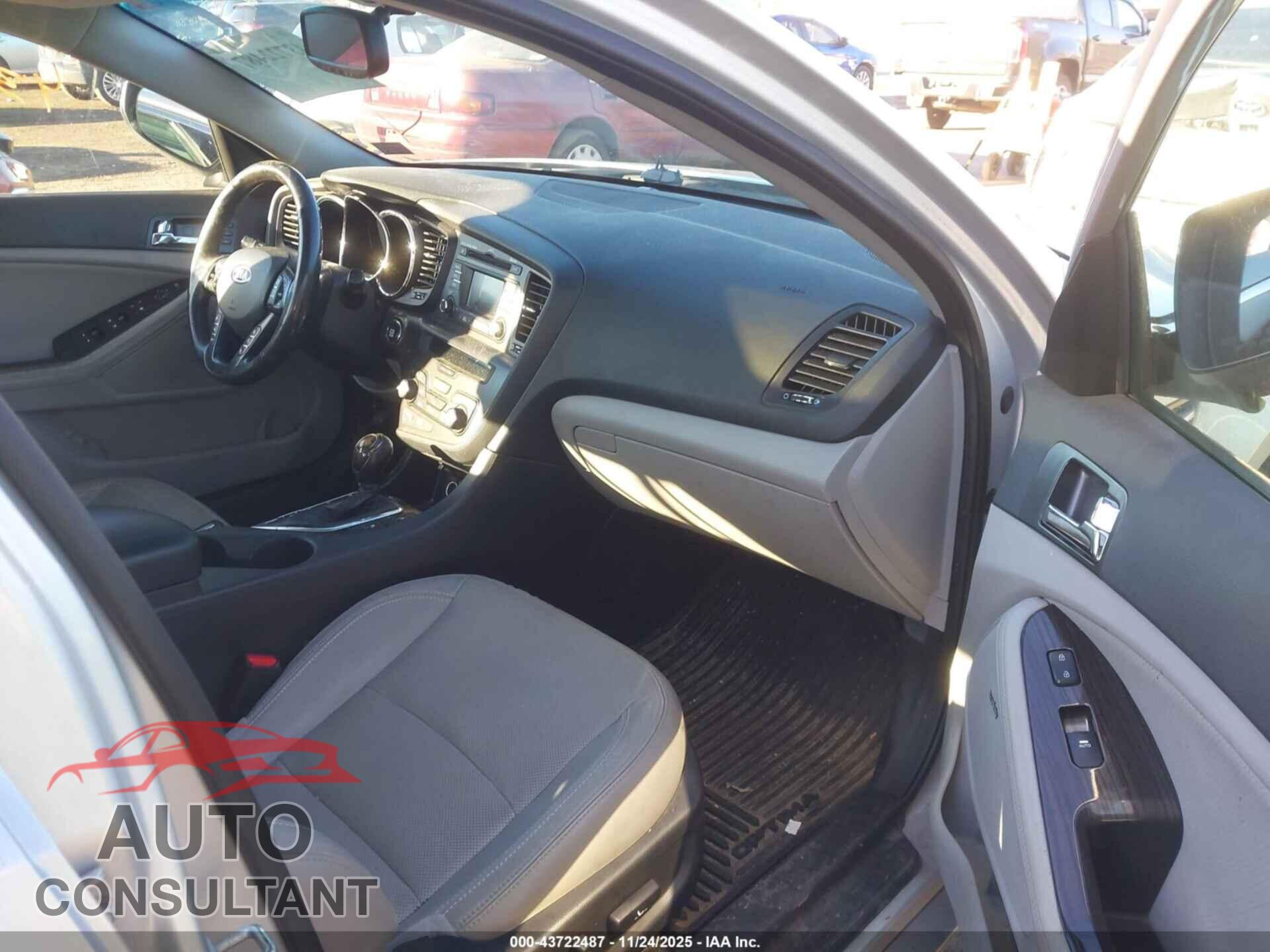 KIA OPTIMA 2012 - 5XXGN4A61CG018357